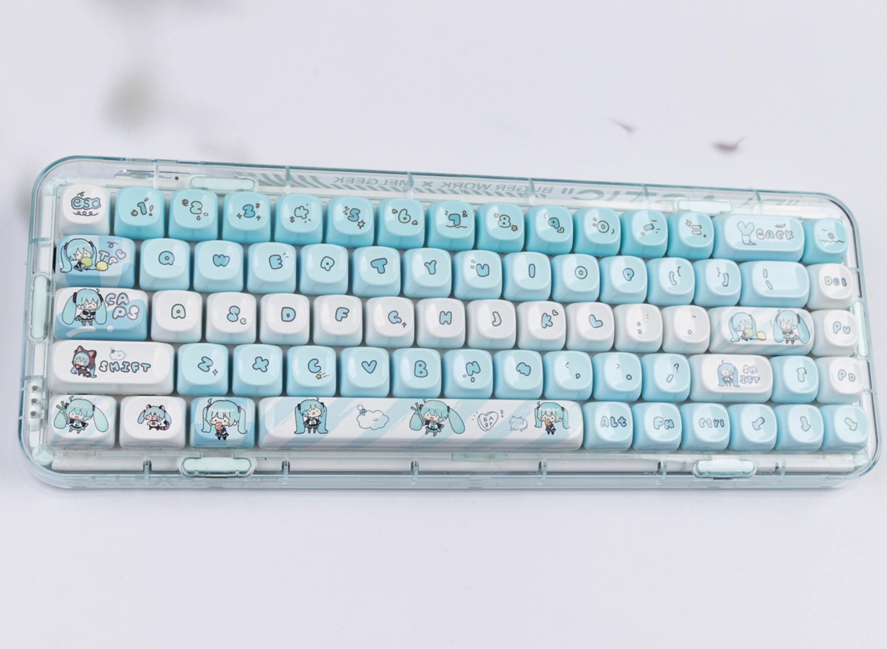 Hatsune Miku Themed Ceramic Texture Keycap - MOA Height PBT Magnetic Switch Compatible Mechanical Keyboard Accessory for Gaming & Typing Enthusiasts