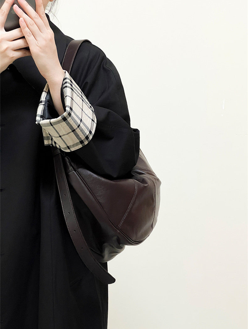 Stylish Crescent Shoulder Bag for Women - Fashionable Crossbody Purse with Adjustable Strap - Perfect for Work, Travel & Everyday Use