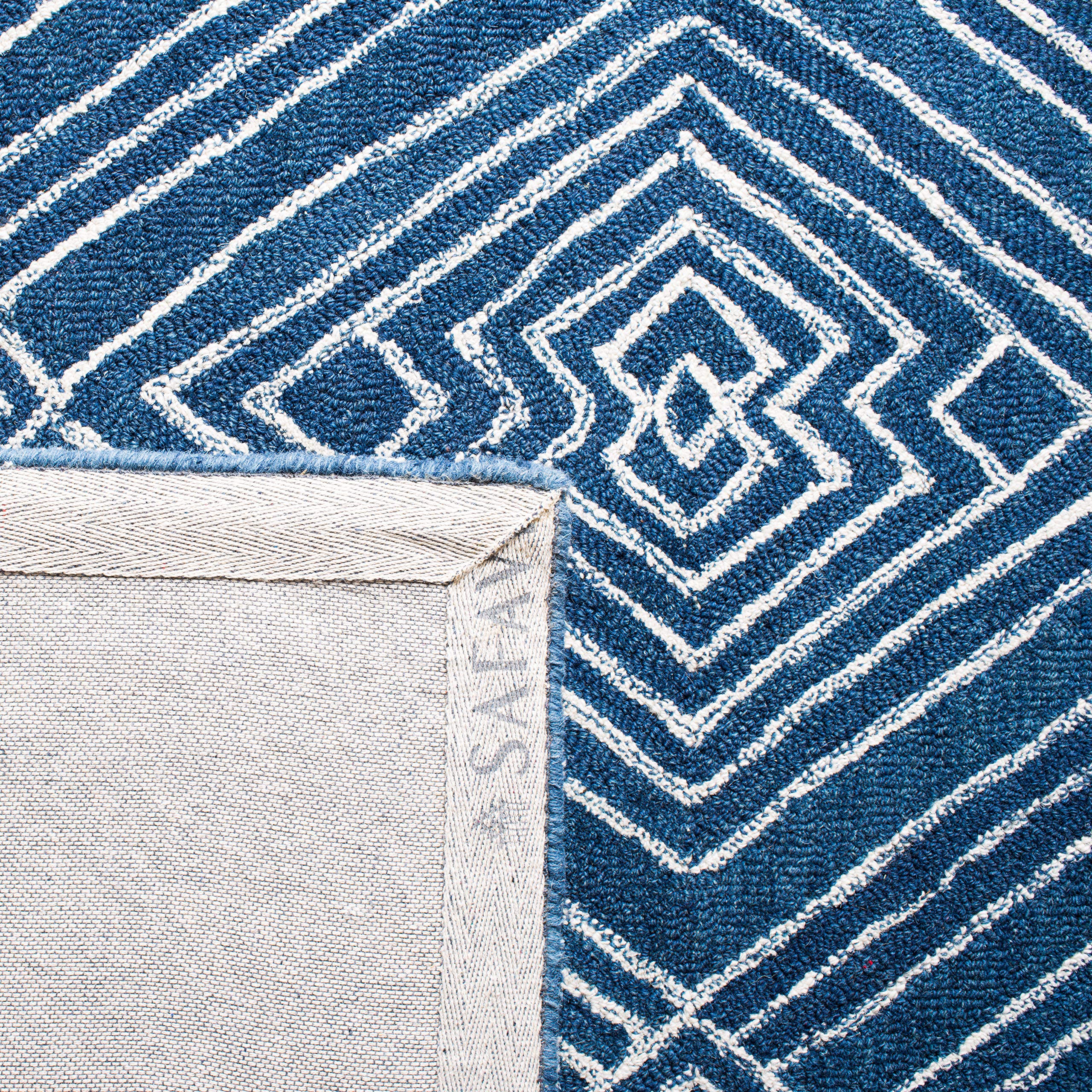 SAFAVIEH Micro-Loop Collection Handmade Wool Area Rug - 5' x 8' Navy & Ivory, Non-Slip Living Room & Bedroom Rug for High Traffic Areas | Durable Floor Covering for Home Decor (MLP608N)