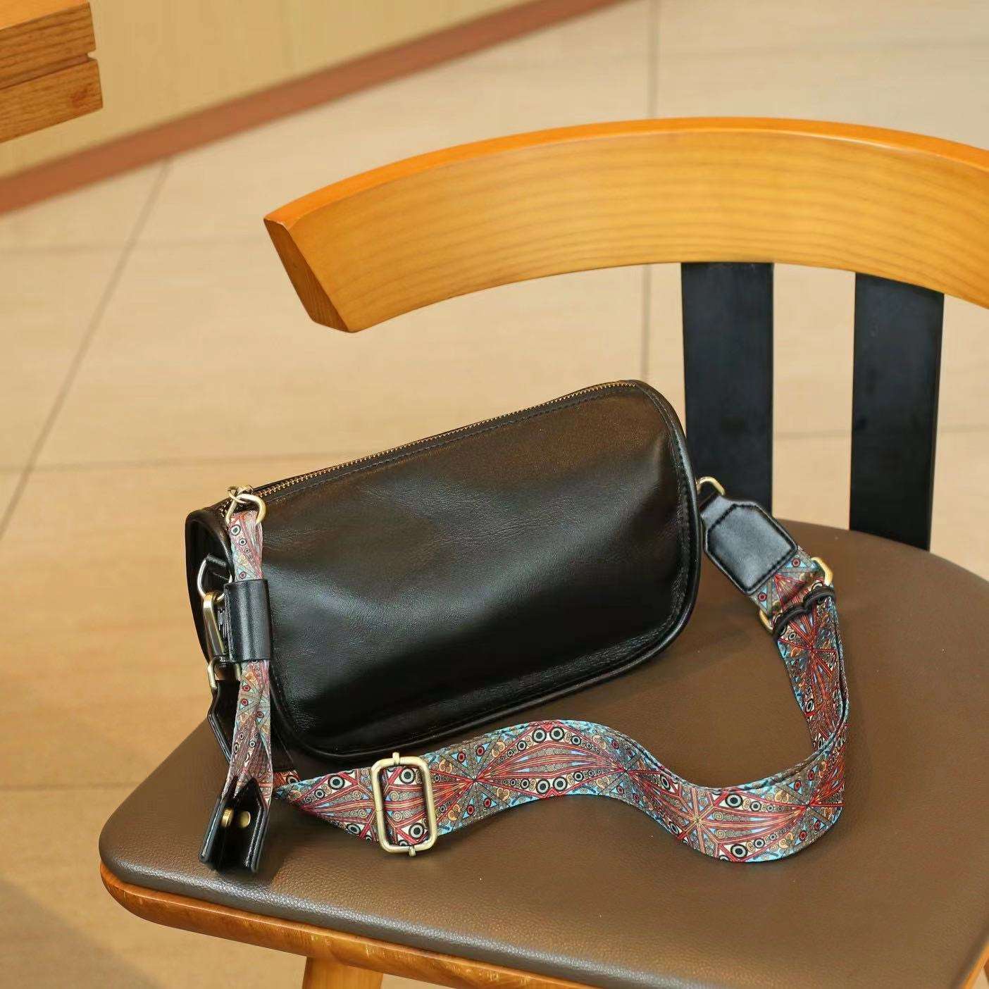 Stylish Small Leather Sling Bag for Women & Men - Crossbody Shoulder Bag with Adjustable Strap - Perfect for Travel, Shopping & Daily Use