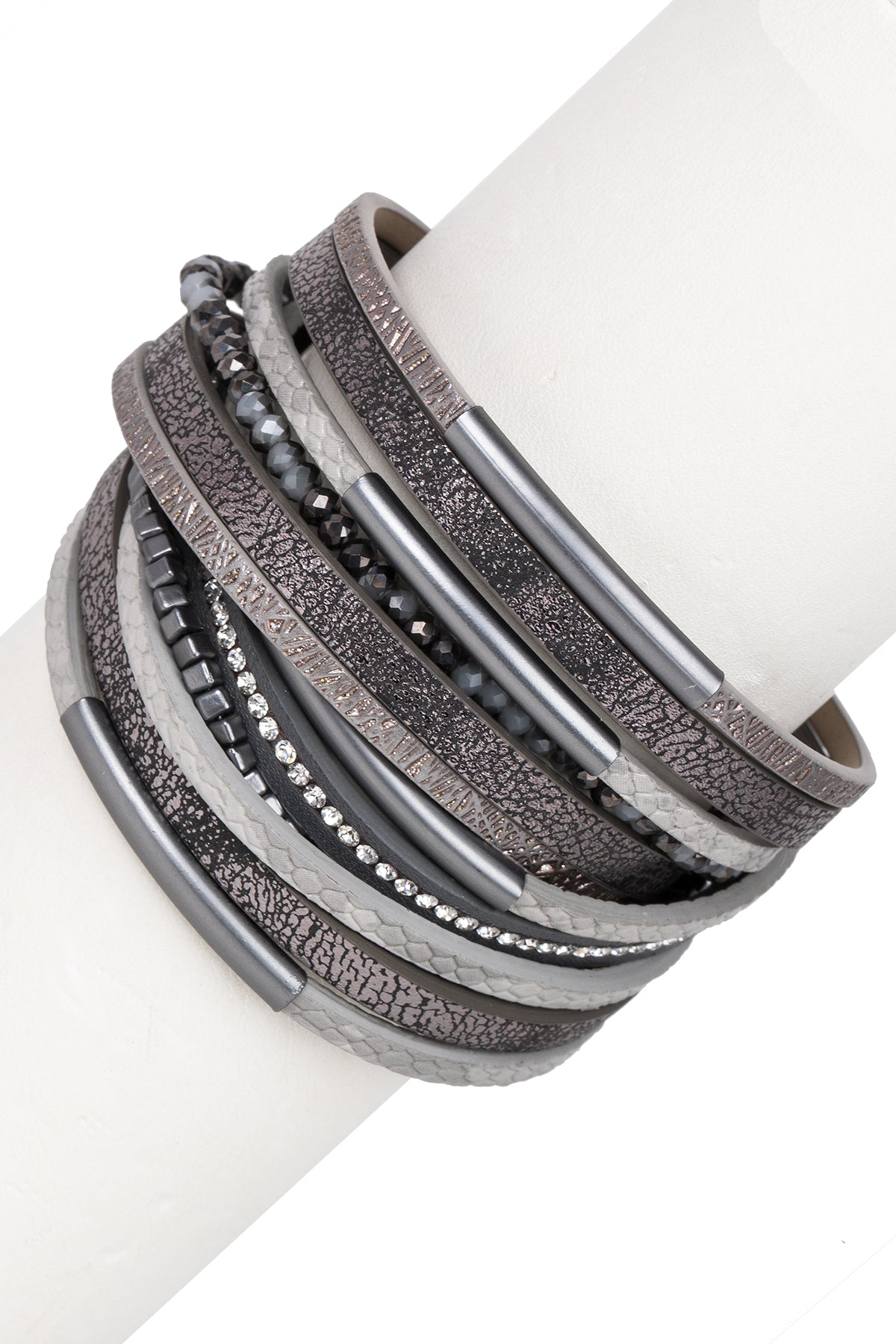 Glimmer Leather Bracelet for Women - Stylish & Adjustable Handmade Leather Wristband - Perfect for Casual Wear, Boho Fashion & Everyday Accessories