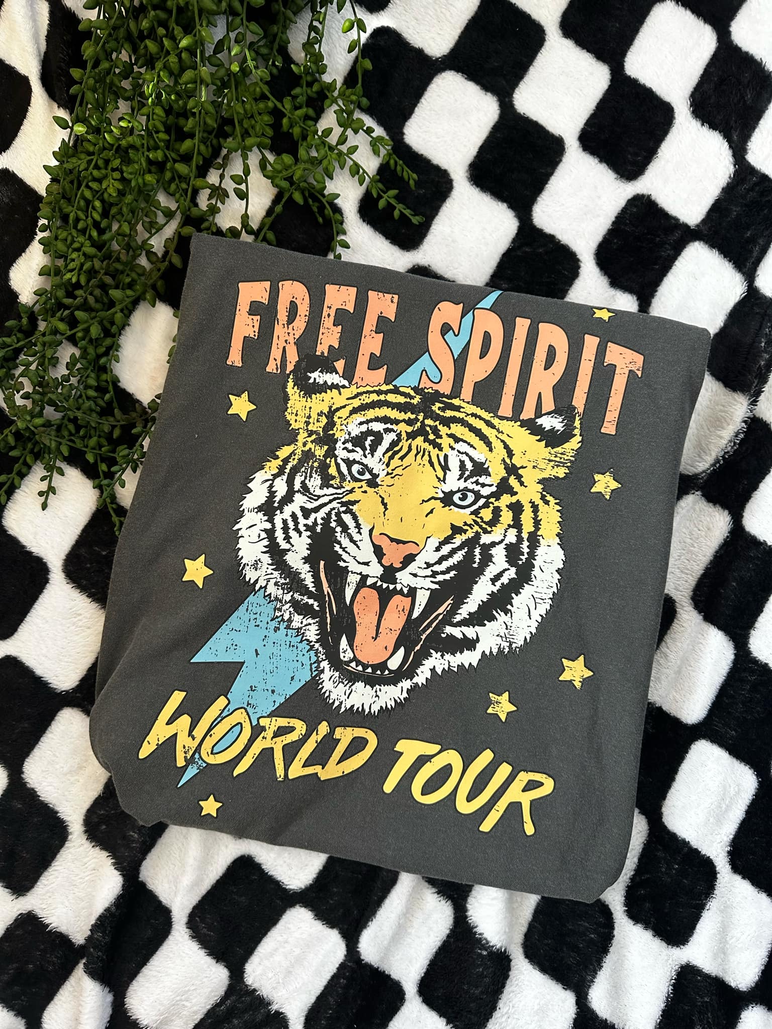Free Spirit World Tour Graphic Tee - Vintage Inspired Travel T-Shirt for Men & Women - Perfect for Festivals, Concerts & Road Trips