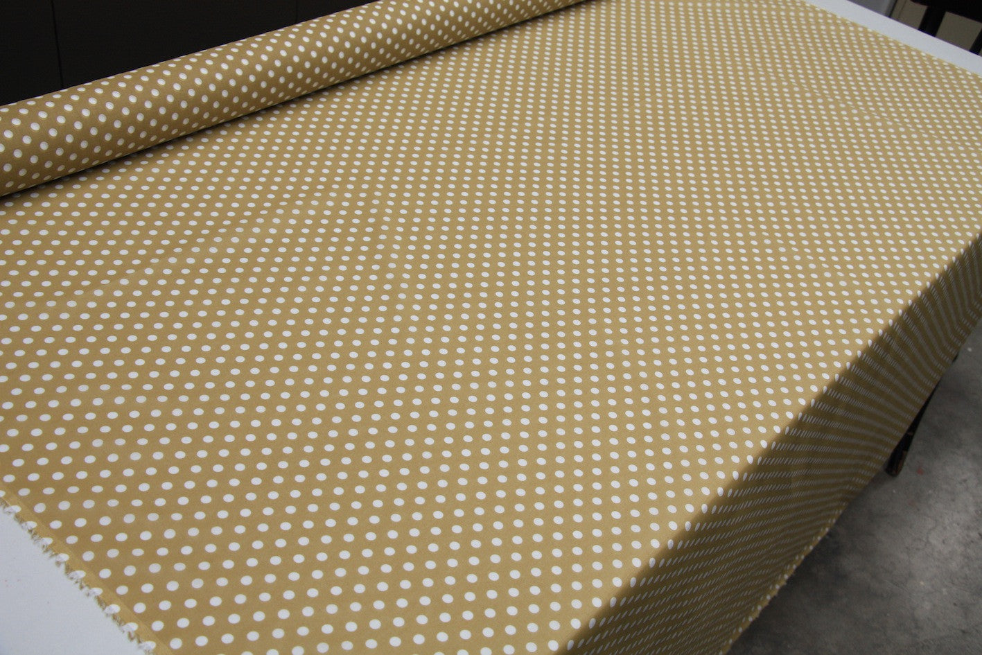 Antica Cotton Voile Fabric - Soft, Lightweight & Breathable Material for Dresses, Curtains & DIY Crafts