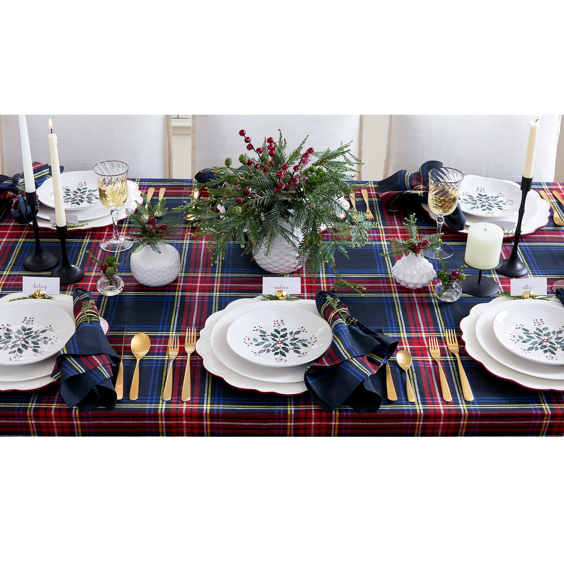 Premium Stewart Plaid Napkins - Set of 4 Cotton Linen Dinner Napkins for Holiday Table Setting, Christmas Dinner, and Party Decor