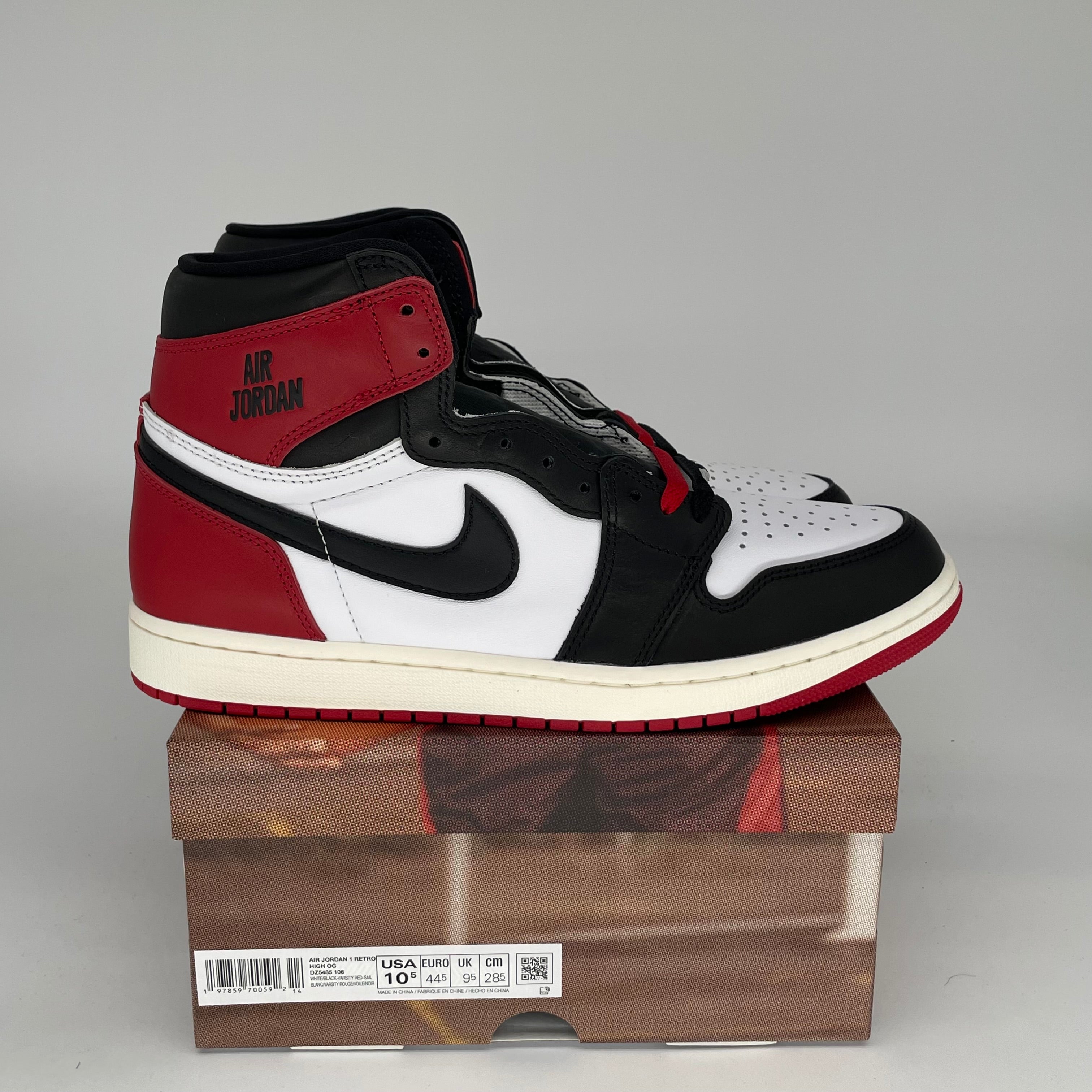 AIR JORDAN 1 Retro High OG 