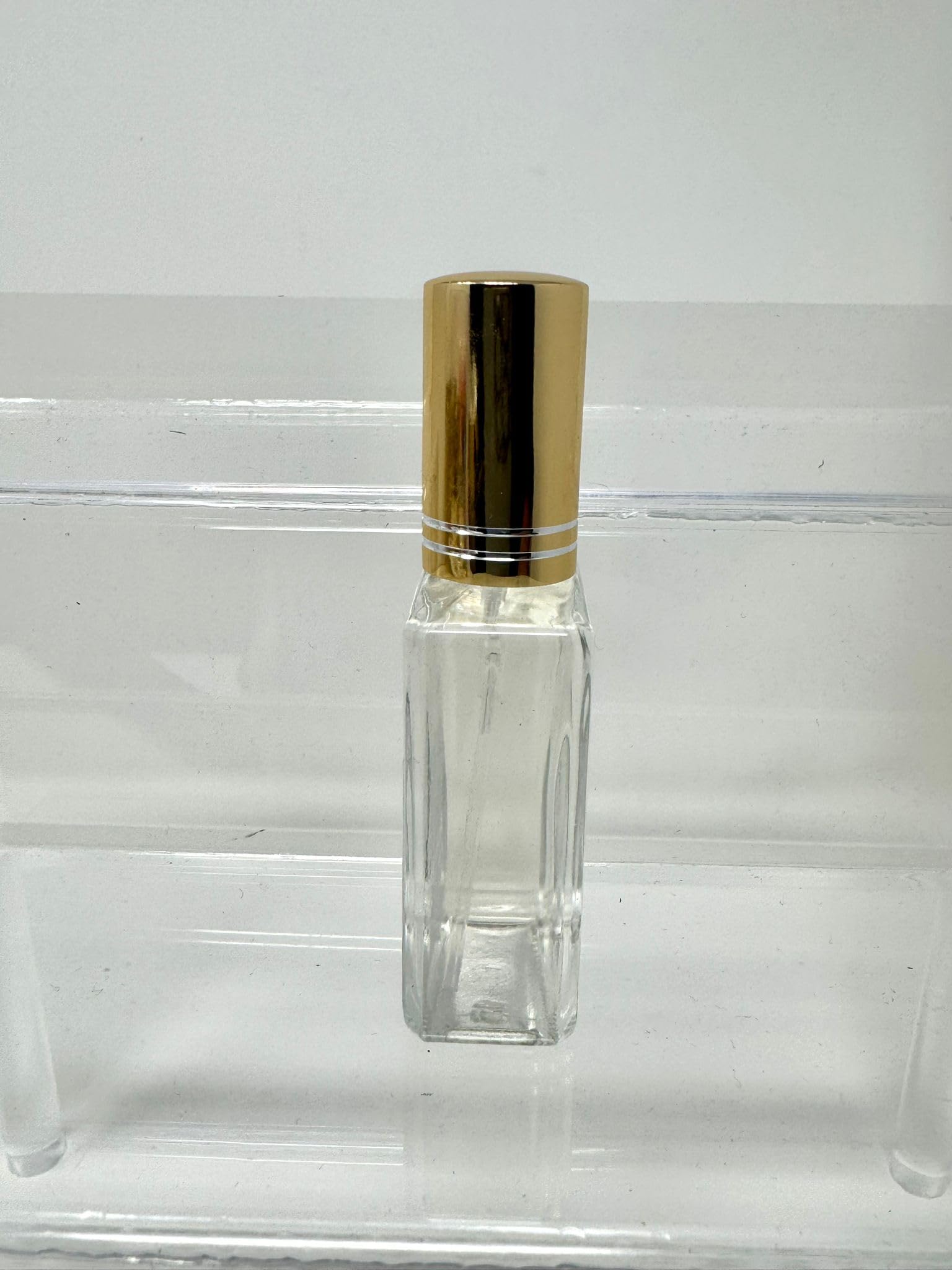 Baccarat R Unisex Perfume Oil - Jasmine & Saffron Fragrance, 0.5 Oz (15ml) Spray Bottle, Long-Lasting Concentrated Scent for Daily Wear, Date Nights & Special Occasions