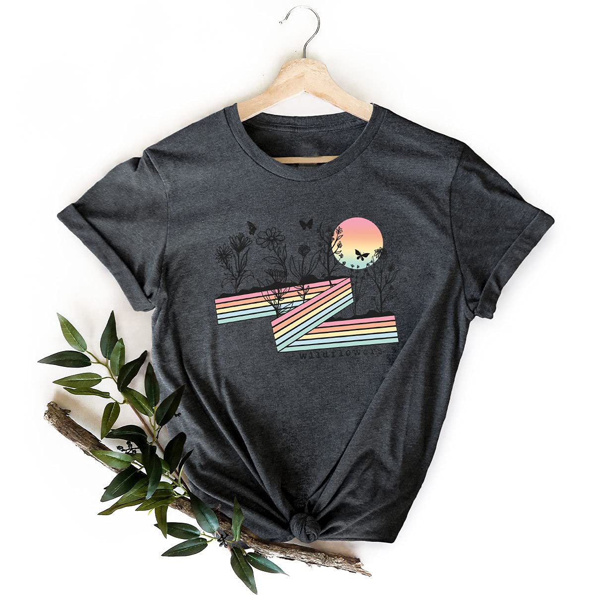 Wildflowers T-Shirt for Women - Floral Graphic Tee, Plant Lover Gift, Nature Inspired Casual Top - Perfect for Gardening, Outdoor Activities & Boho Fashion