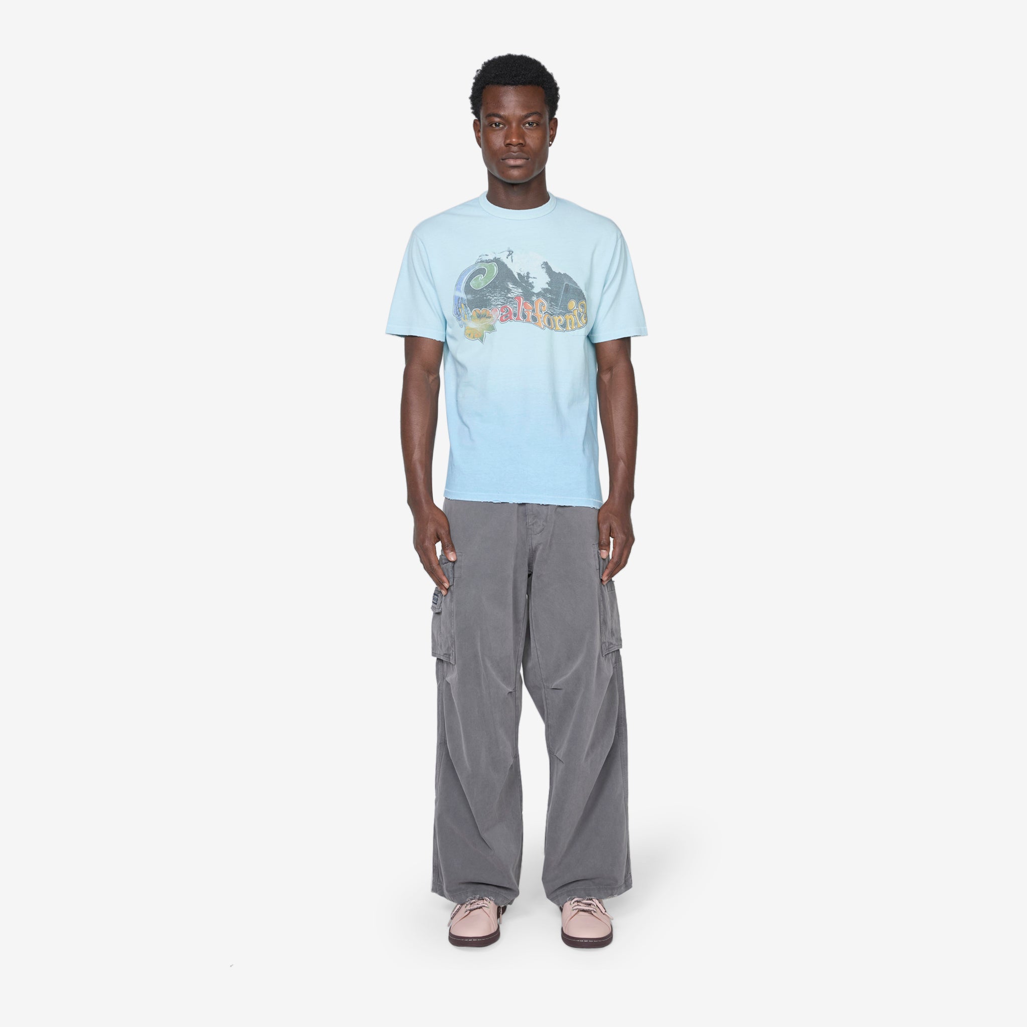 California Wave Graphic T-Shirt - Soft Cotton Blue Tee for Men & Women - Beach, Surfing & Summer Style