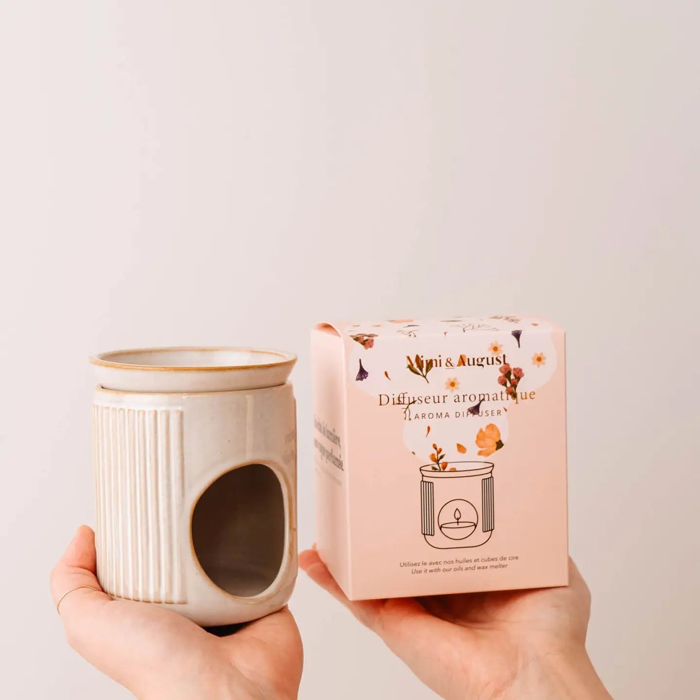 Lueur Aromatic Ceramic Diffuser - Essential Oil Diffuser for Home & Office, Relaxing Scented Air Freshener for Yoga, Spa, Bedroom, and Meditation Spaces