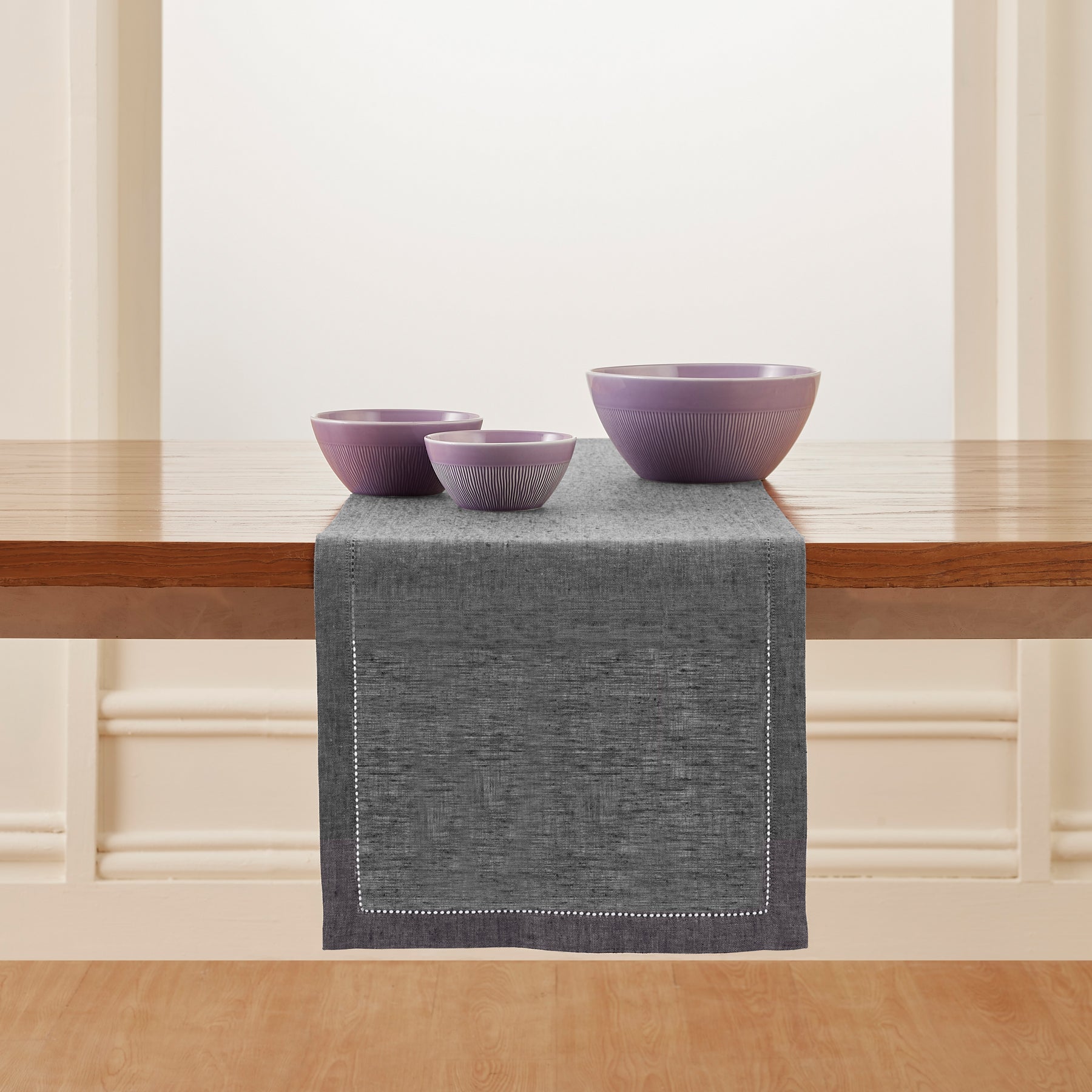 Elegant Milan Table Runner - Premium Dining Decor for Weddings, Holidays & Special Occasions - Perfect for Home & Restaurant Decor