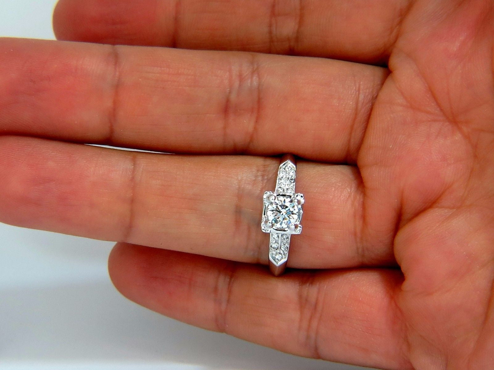 0.67ct Natural Round Diamond Vintage Raised Deck Ring in 14K Gold - Perfect for Weddings, Anniversaries & Special Occasions