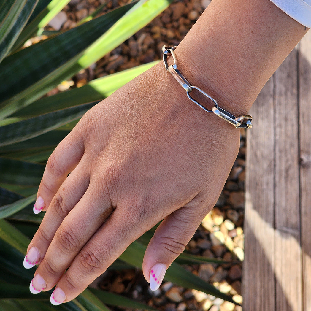 Lenny Chain Bracelet for Women - Stylish & Dainty Gold Plated Jewelry - Perfect for Everyday Wear, Parties & Gifts