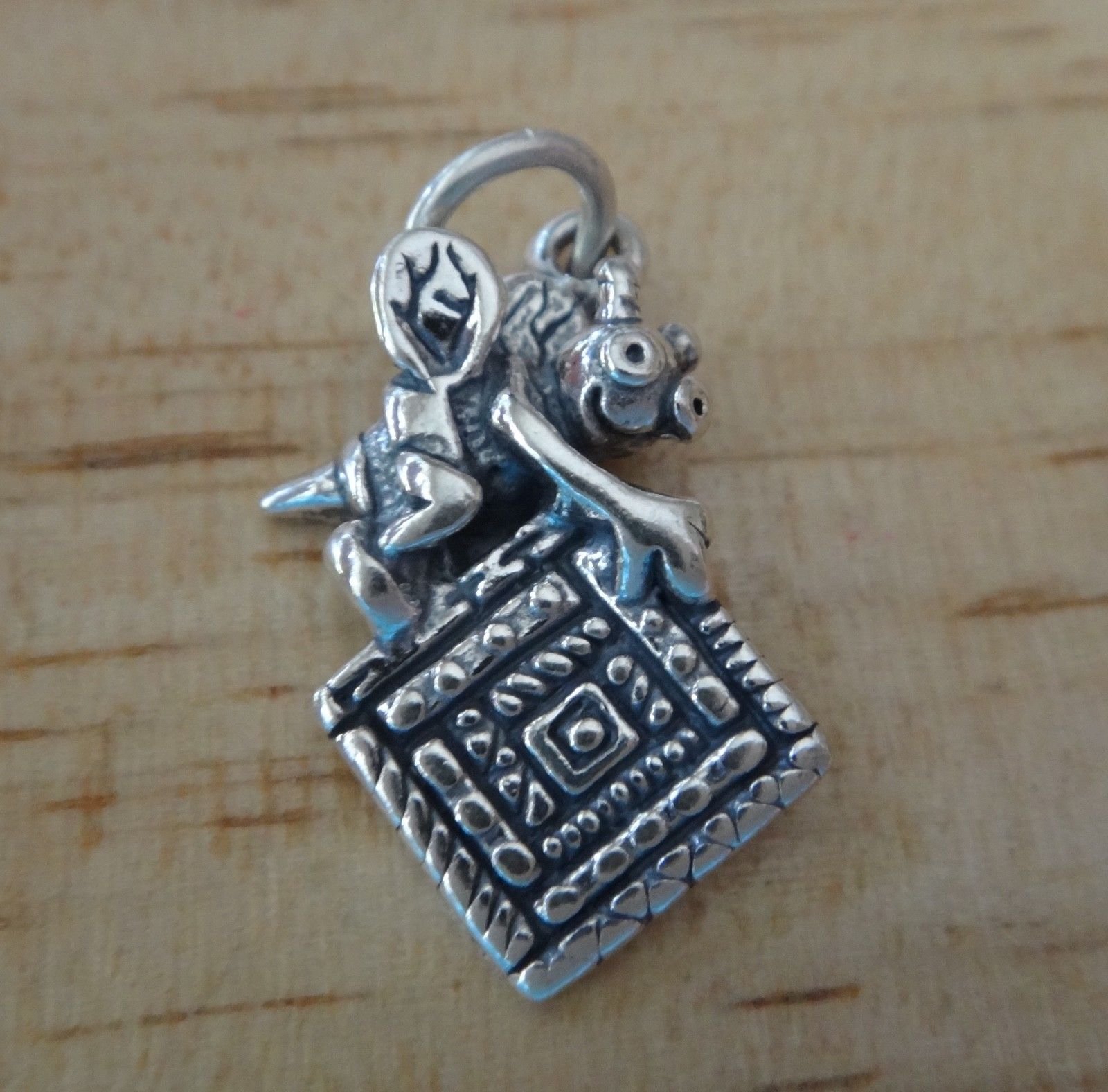 Sterling Silver Charm Pendant - Quilting Bee Quilt Square Jewelry for Necklace - Perfect for Sewing Enthusiasts, Quilters & Handmade Craft Lovers
