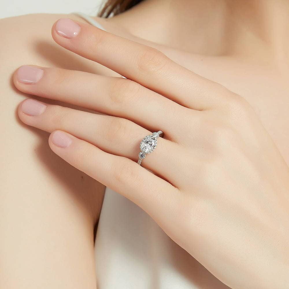 BERRICLE Sterling Silver 3-Stone Oval Cut Cubic Zirconia Engagement Ring for Women - 1.2 Carat CZ Wedding & Anniversary Band, Rhodium Plated, Size 4-10 - Perfect for Proposals, Bridal Jewelry & Special Occasions