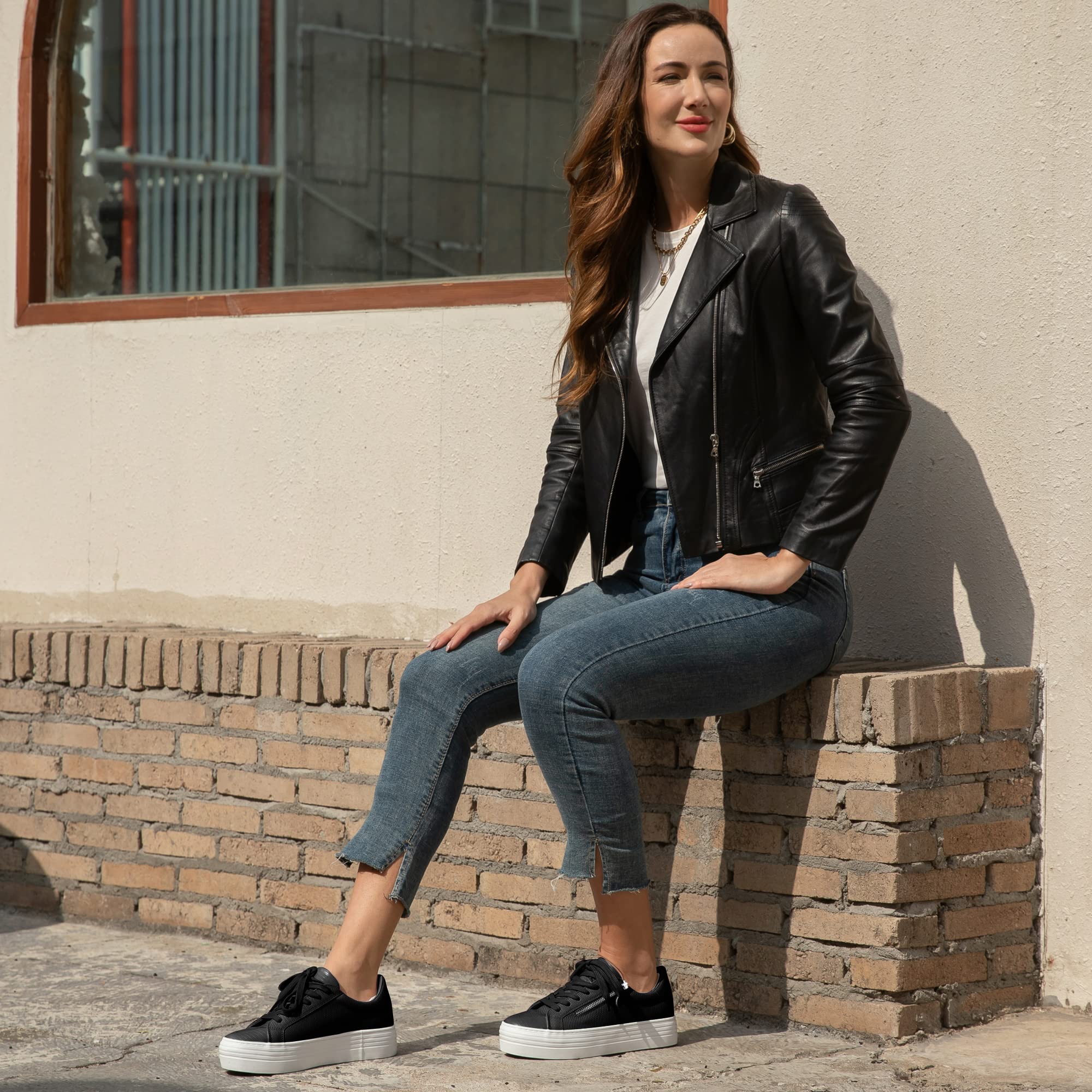 JABASIC Women's Lace Up Platform Sneakers - Comfortable Low Top Fashion Walking Shoes for Casual Wear | Perfect for Daily Outfits, Street Style & Work Comfort