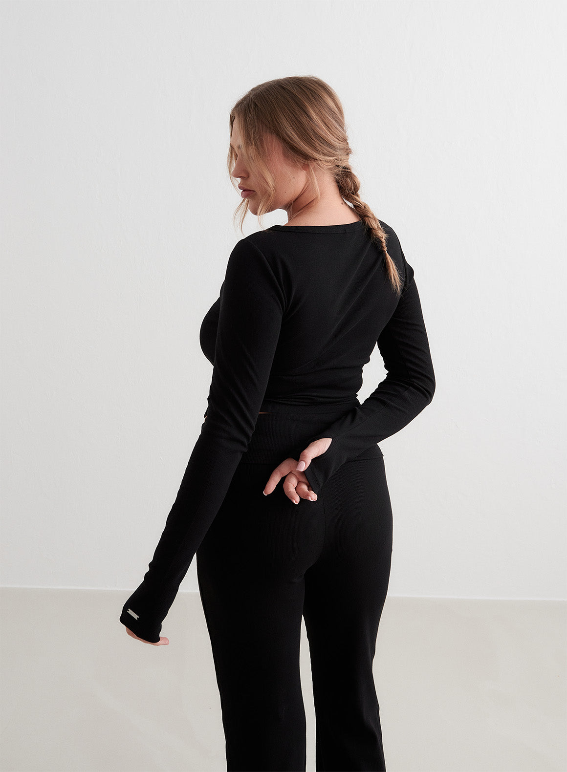 Black Ribbed Long Sleeve T-Shirt for Women - Stretchy Comfort Fit Casual Top for Layering, Workout & Everyday Wear