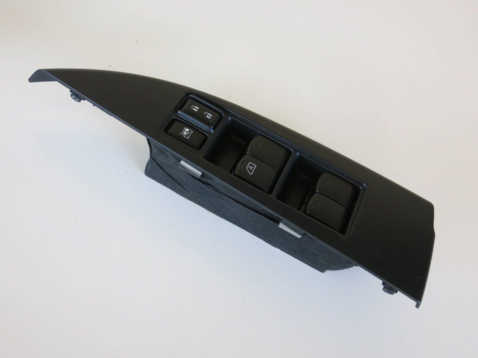 Subaru Window Switch - 83071AJ010 Replacement Part for Power Window Control - Compatible with Subaru Models - Perfect for DIY Car Repairs & Window Maintenance