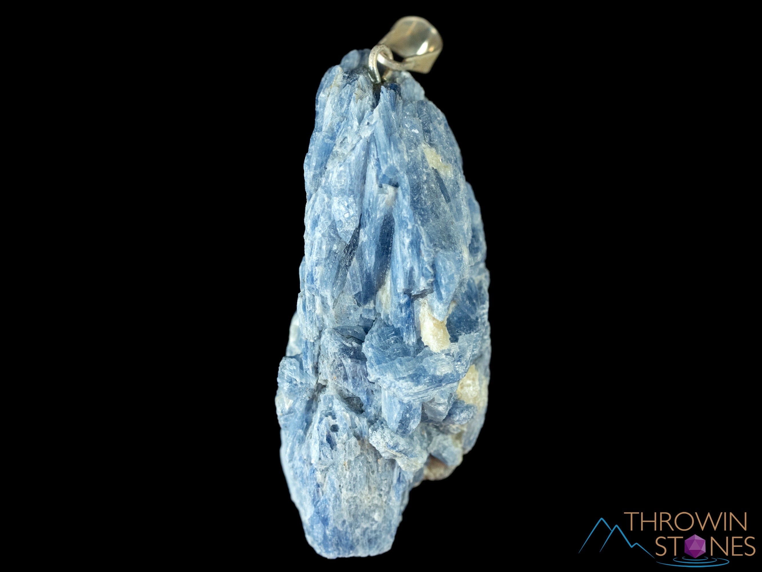 Raw Blue Kyanite Crystal Pendant - Handmade Gemstone Jewelry for Healing & Energy - Unique Spiritual Gift for Meditation & Chakra Balancing (E0912)
