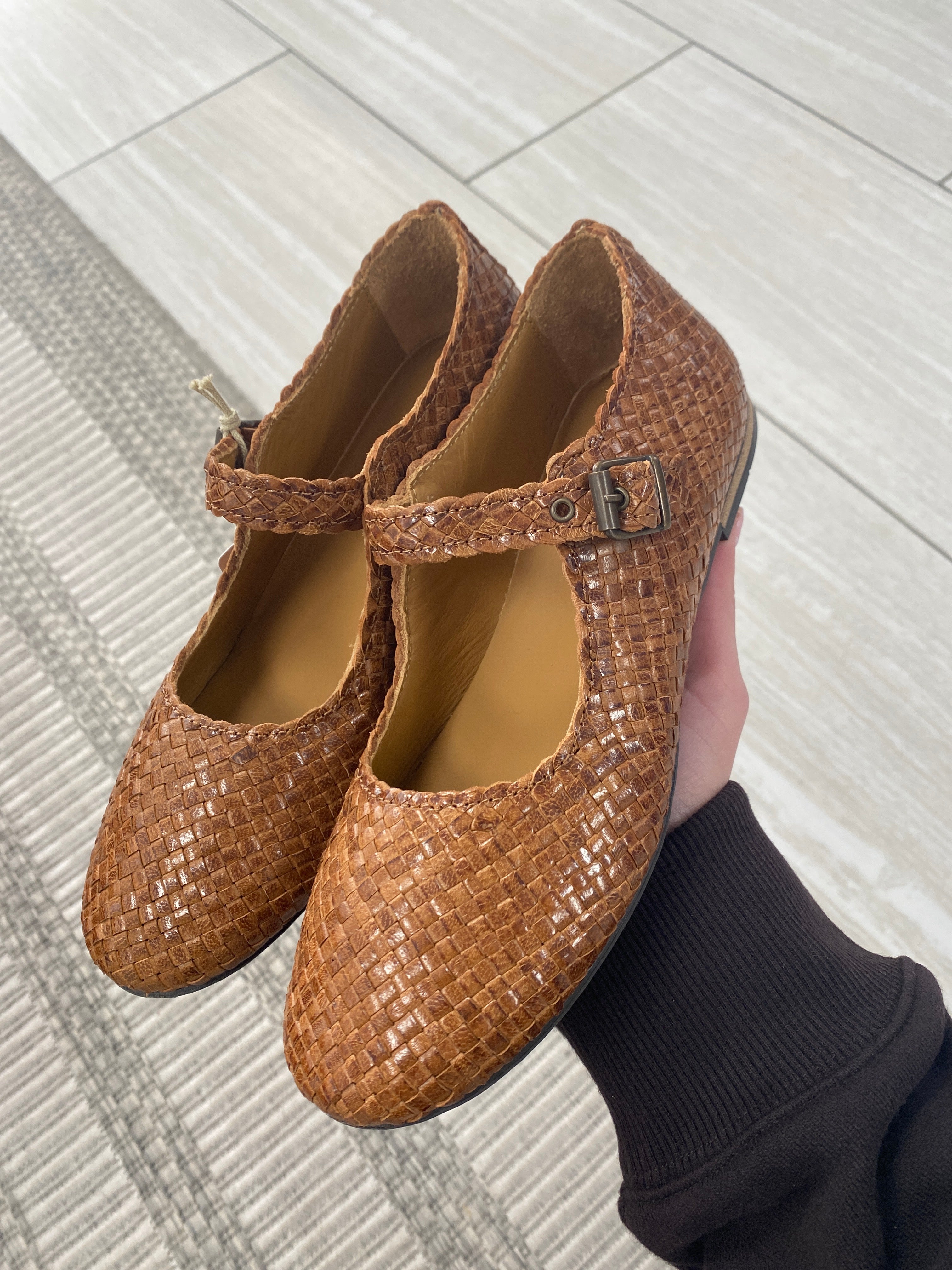 Angulus Tan Braid Mary Jane Shoes for Girls - Classic Leather Comfort & Style - Perfect for School, Parties & Special Occasions