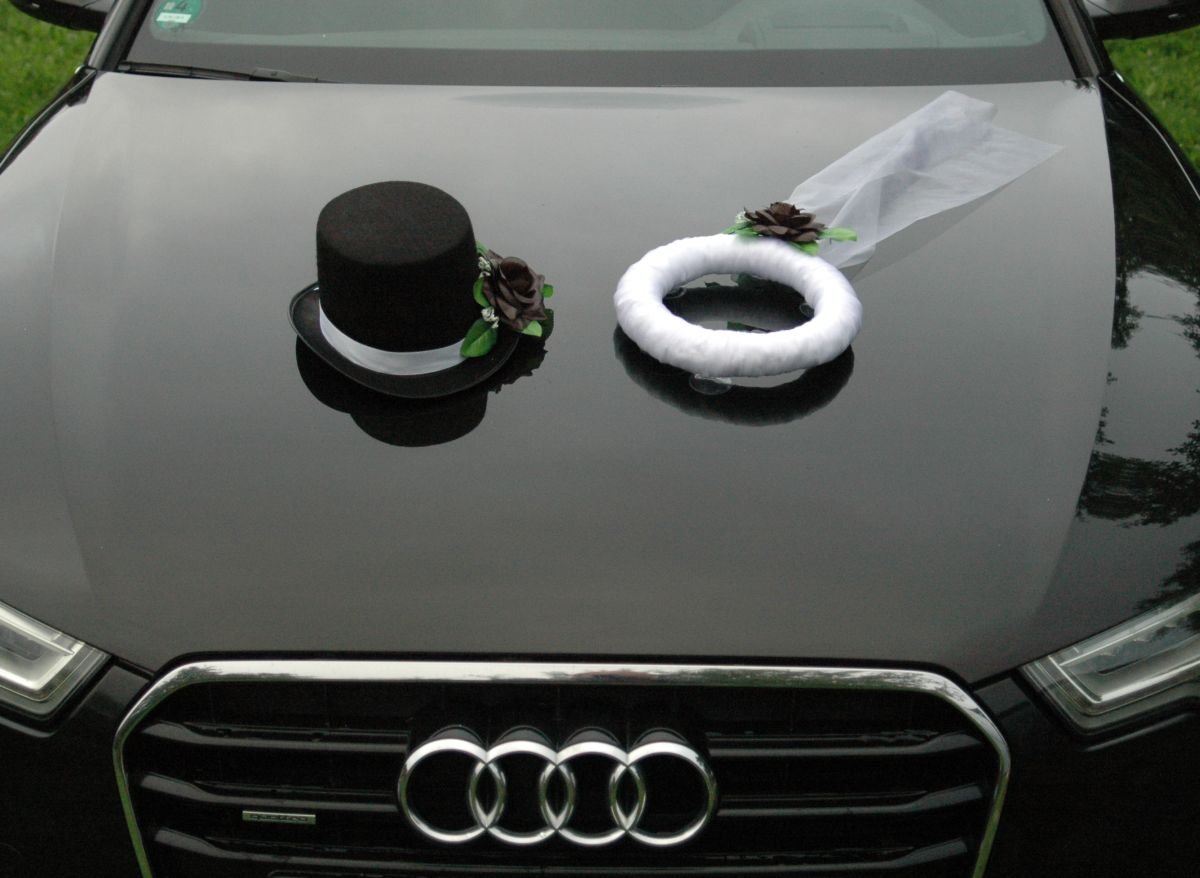 Elegant Black Wedding Car Decorations - Veil, Hat & Rose Jewelry for Bridal Couple | Perfect for Wedding Day, Anniversary & Romantic Getaway Car Decor