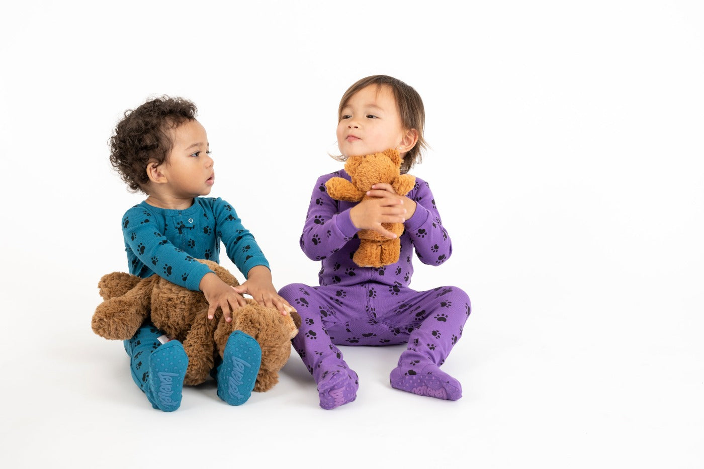 Cozy Matching Family Pajama Set for Pets & Owners - Perfect for Christmas, Family Photos & Cuddle Time