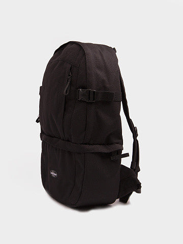 EASTPAK Haster Backpack - Durable Laptop Backpack for School, Work & Travel - Water-Resistant, Spacious & Stylish Daypack for Men & Women - Perfect for Commuting, College & Outdoor Adventures