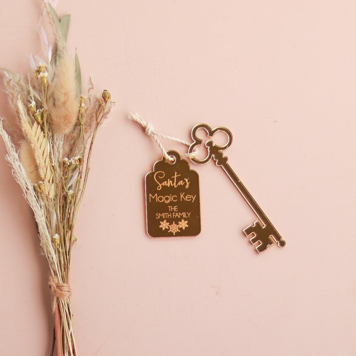 Santa's Magic Key - Christmas Eve Tradition for Kids, Santa Claus Gift, Holiday Home Decoration - Perfect for Fireplace, Stocking Hangers & Creating Magical Christmas Memories