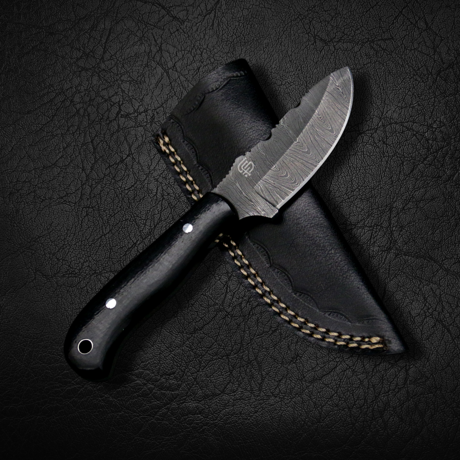 Premium Shackleton Damascus Steel Skinner Knife - High-Quality Hunting, Outdoor & Survival Tool for Camping, Bushcraft & Skinning Game