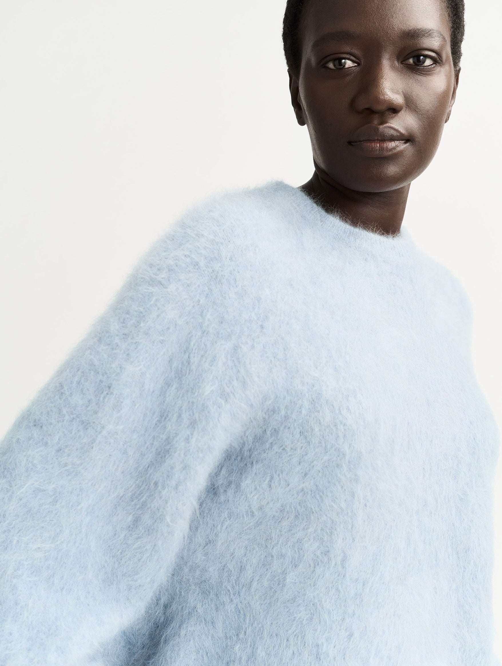 Soft & Cozy Light Blue Alpaca Wool Crewneck Sweater for Women - Perfect for Casual Wear & Winter Layering
