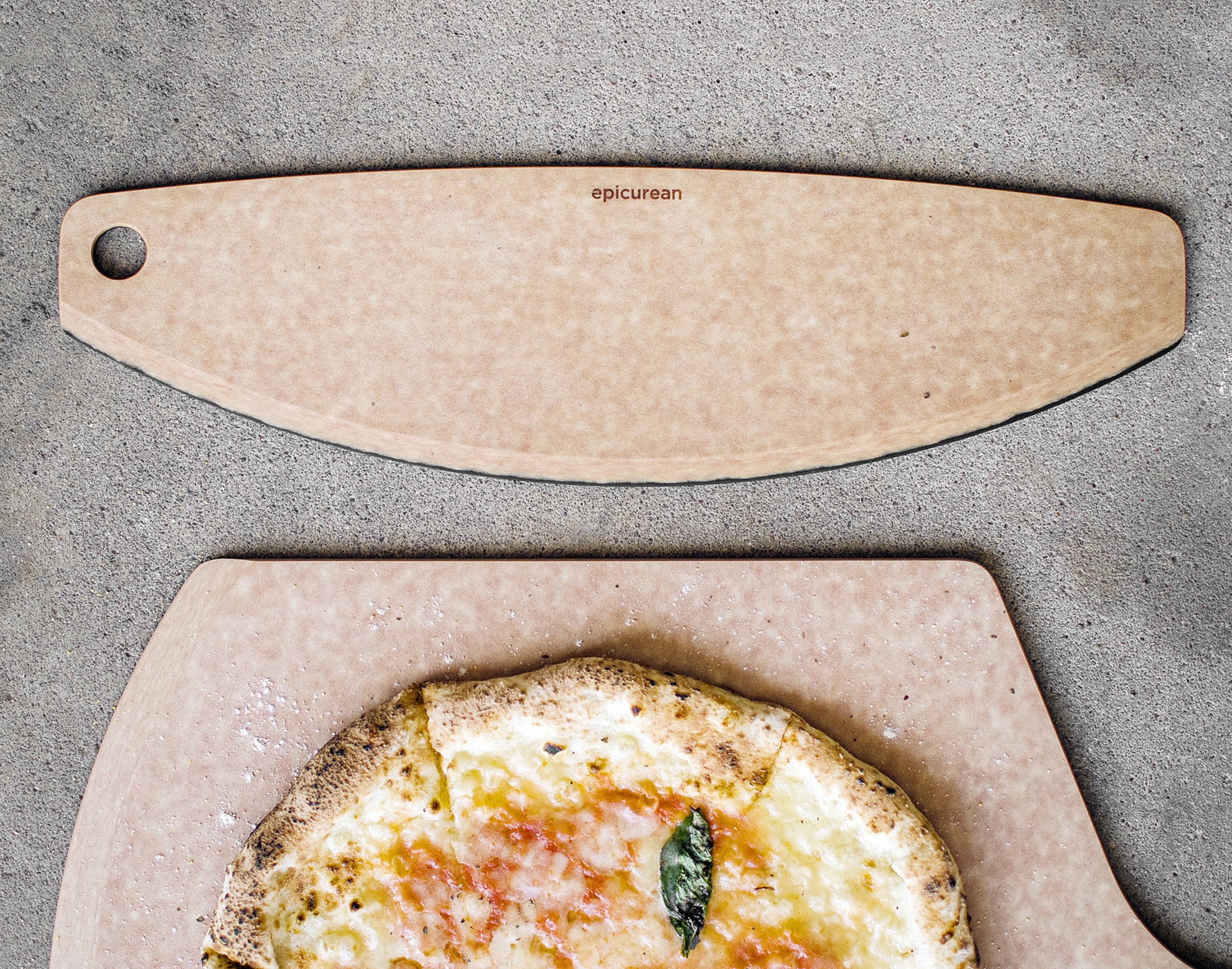 Premium Stainless Steel Pizza Cutter with Ergonomic Handle - Sharp Rotary Blade for Perfect Slices - Ideal for Home Kitchen, Pizza Parties & Restaurant Use