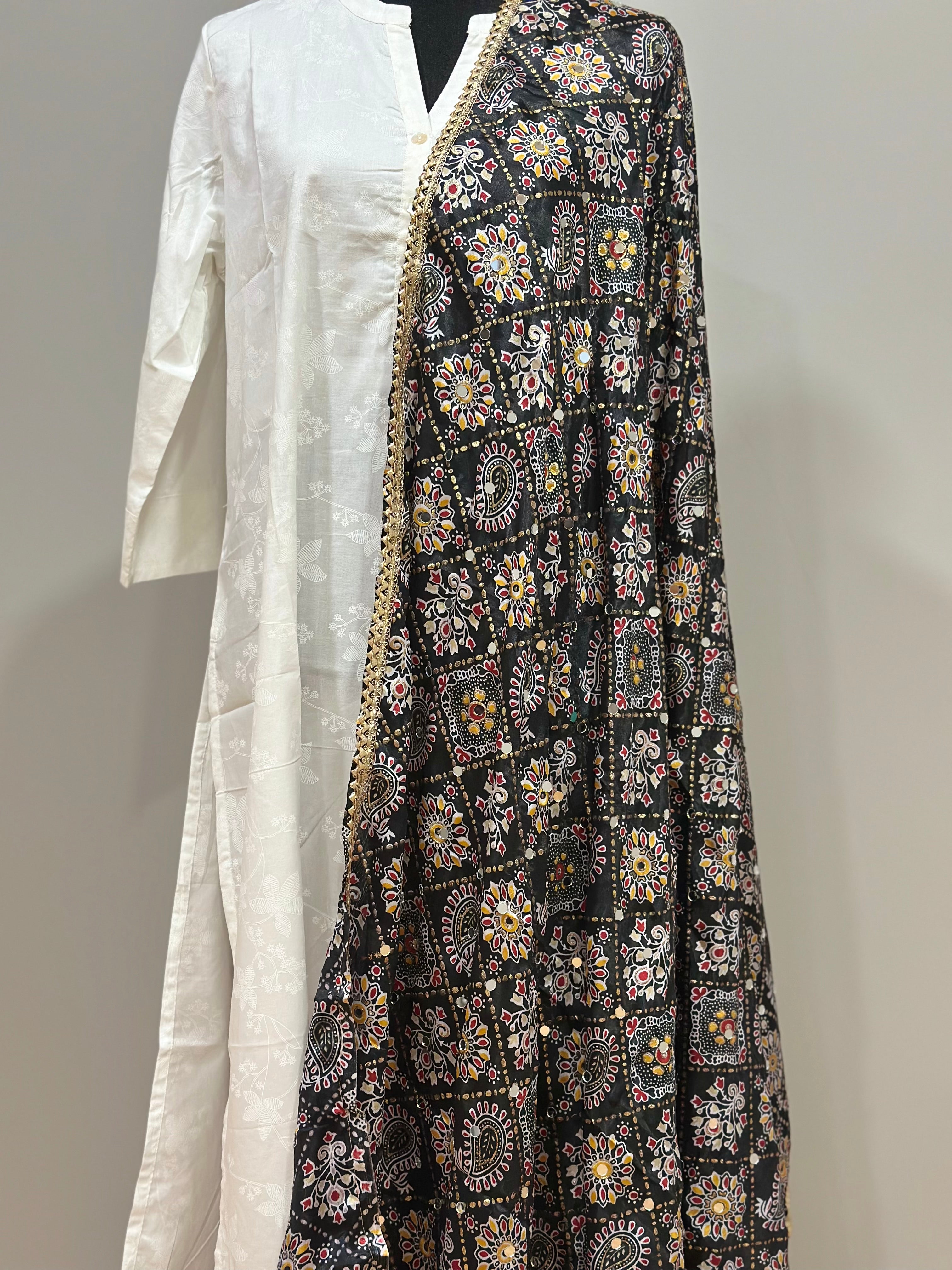 Elegant Foil Print Black Mirror Dupatta Scarf - Stylish Shawl for Women, Perfect for Parties, Weddings & Festive Occasions