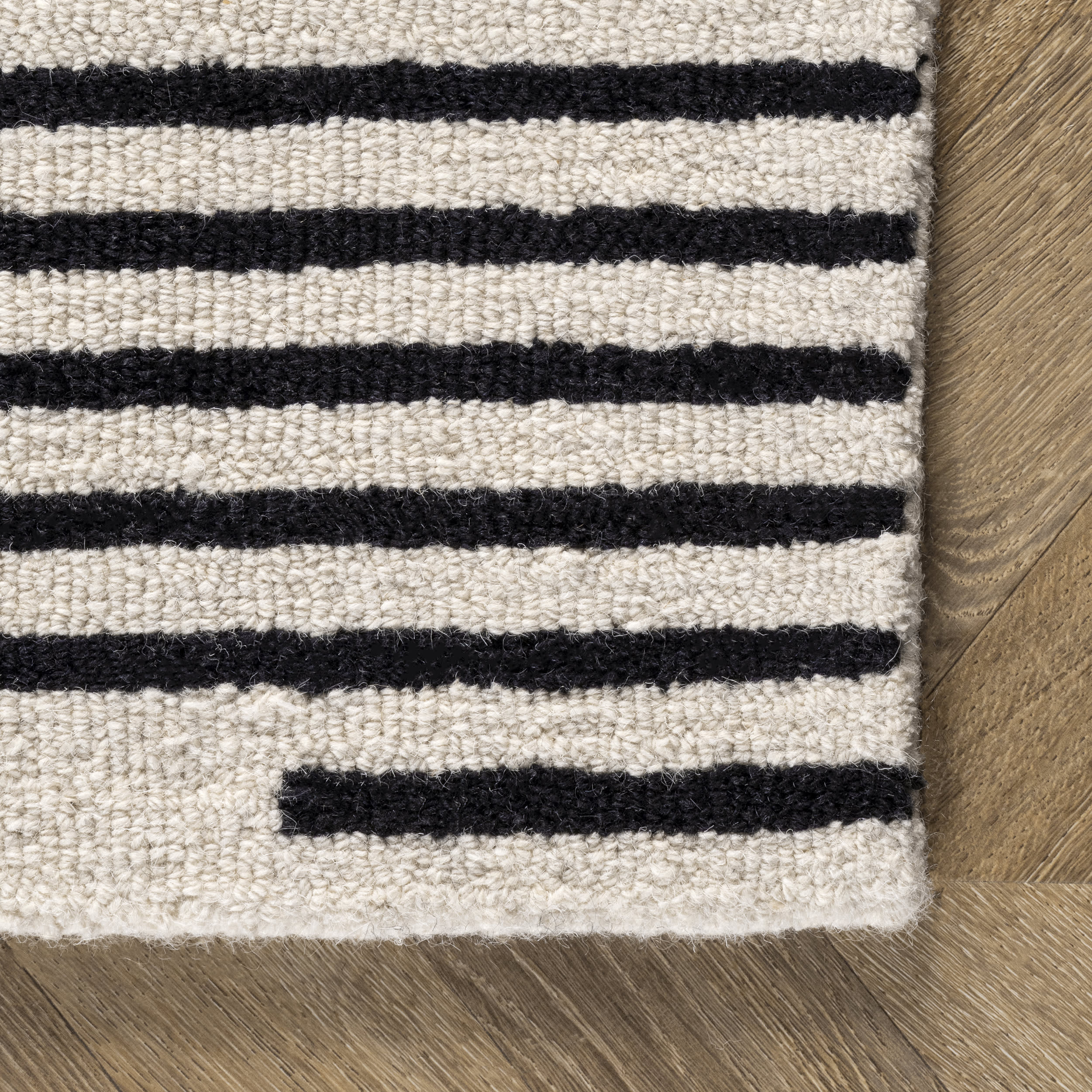 Luxury Diamond Pinstriped Area Rug - Soft Ivory White Modern Carpet for Living Room, Bedroom & Office - Home Decor & Floor Covering