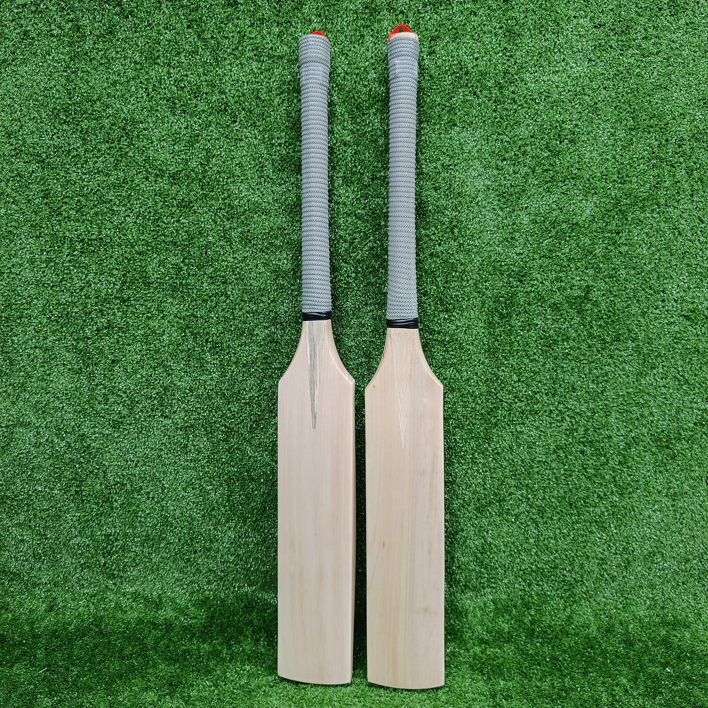 Premium Raydn Mongoose Kashmir Willow Adult Cricket Bat - Lightweight & Durable for Professional Matches & Practice Sessions