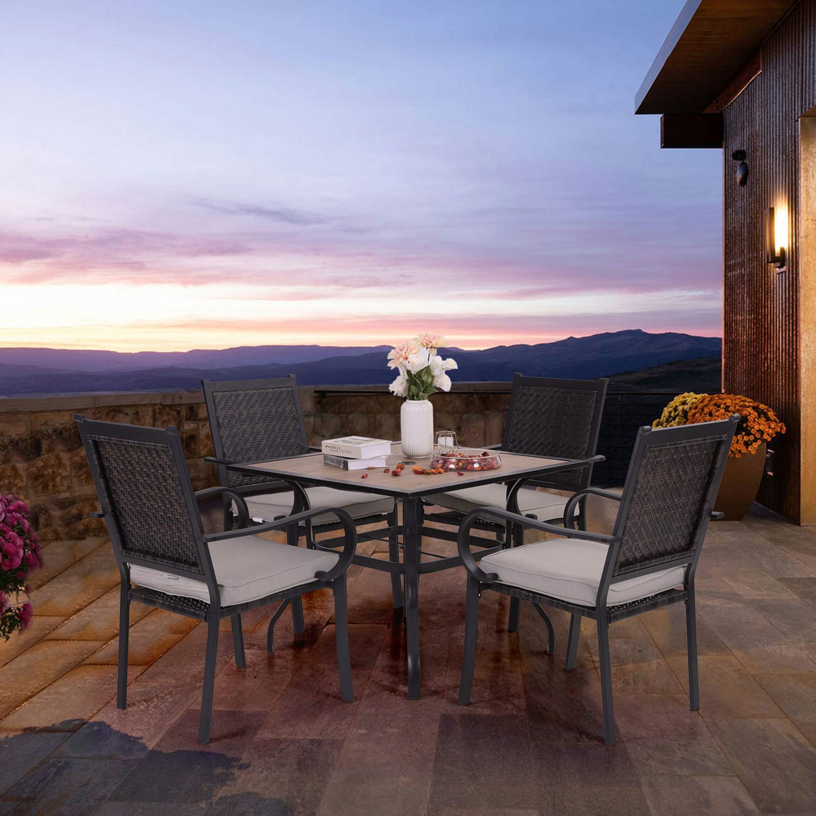 Sophia & William 5-Piece Outdoor Dining Set - Weather-Resistant Wicker Patio Furniture with Umbrella Table & 4 Cushioned Rattan Chairs for Garden, Backyard, Lawn or Poolside Dining