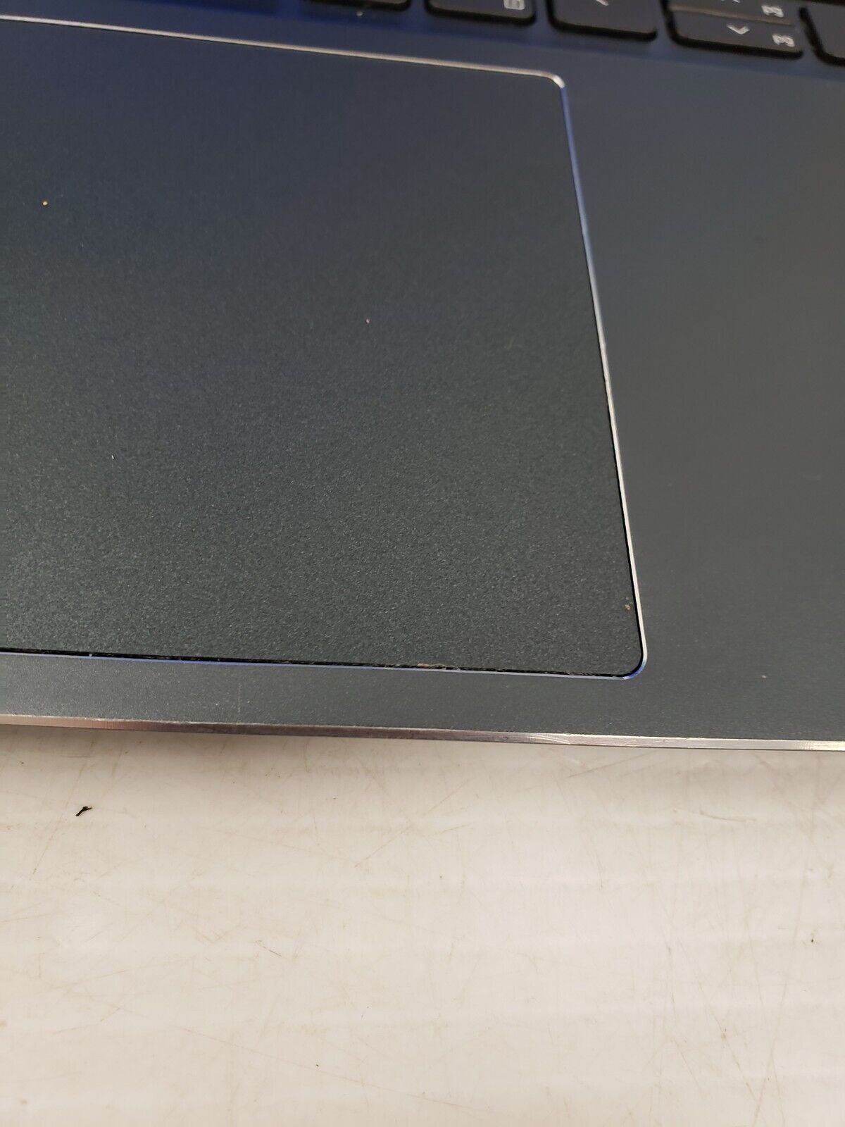 Dell P1071 Laptop - 15.6