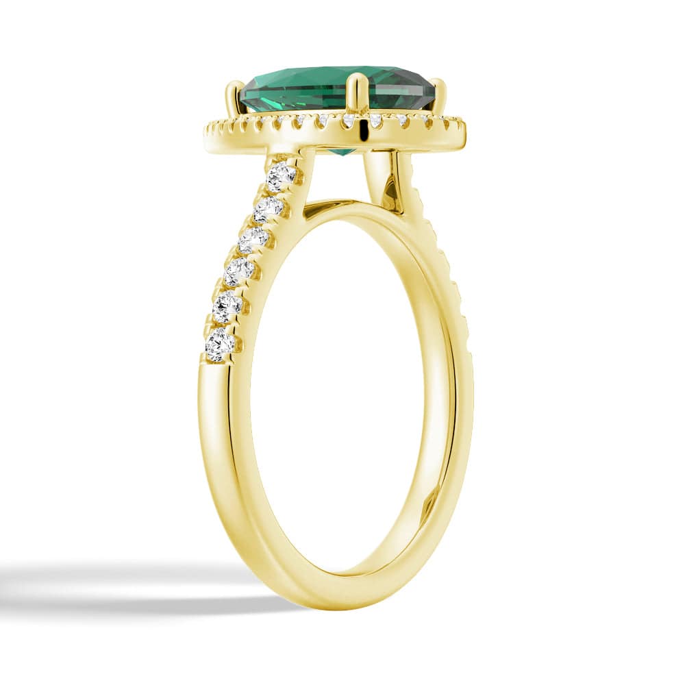 1.5 CT Pear Shaped Emerald Engagement Ring with White Sapphire Halo Accents - Vintage Style Wedding Band for Women, Perfect for Proposals, Anniversaries & Special Occasions