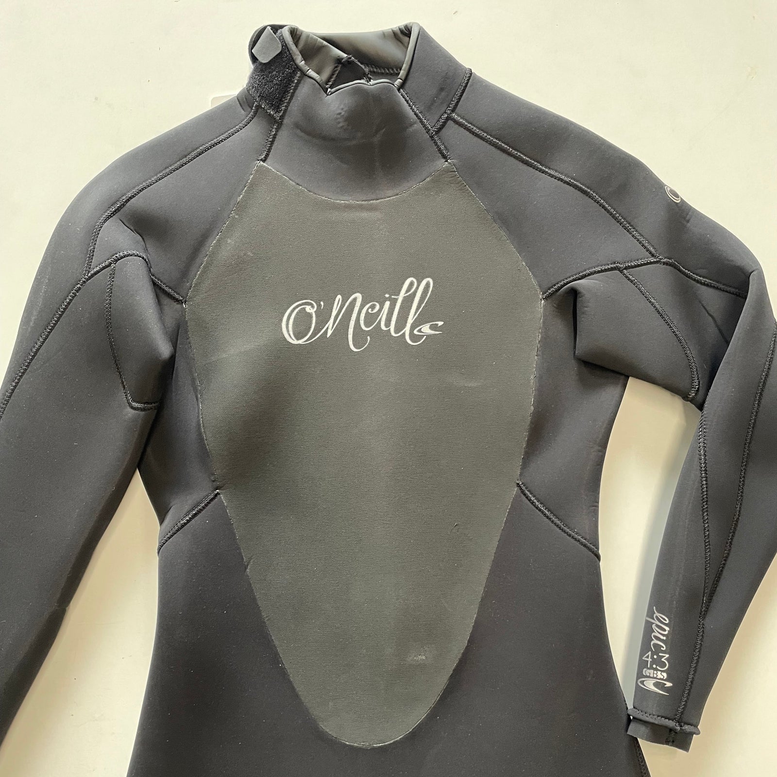 O'Neill EPIC CT Back Zip Wetsuit for Women - Size 8S - 4/3mm Neoprene - Repaired Black Surfing Wetsuit | Perfect for Surfing, Diving & Water Sports