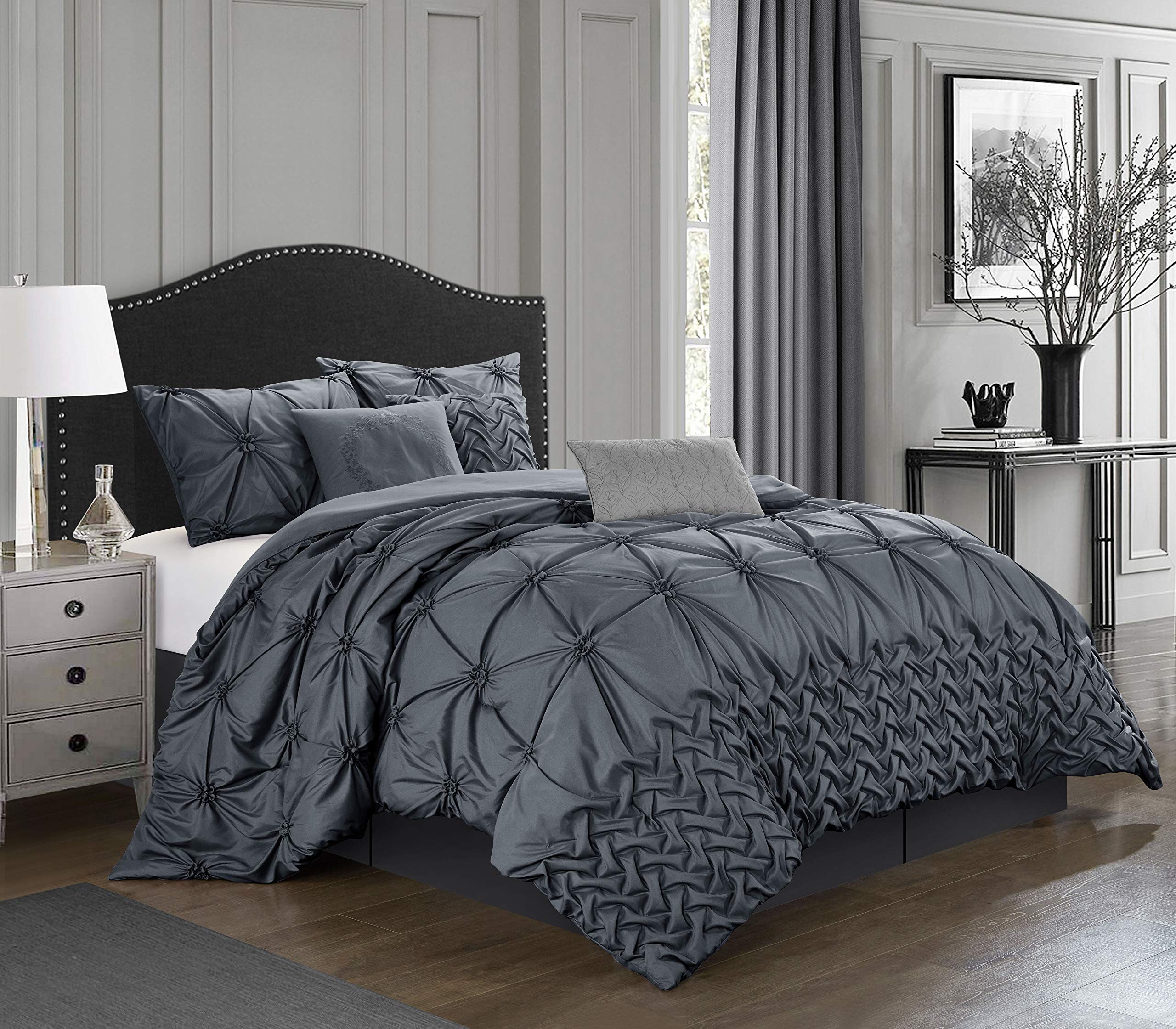 Stratford Park Layla Queen Size Comforter Set - Soft Gray Bedding for Cozy Comfort | Perfect for Master Bedroom, Guest Room & Dorm Decor