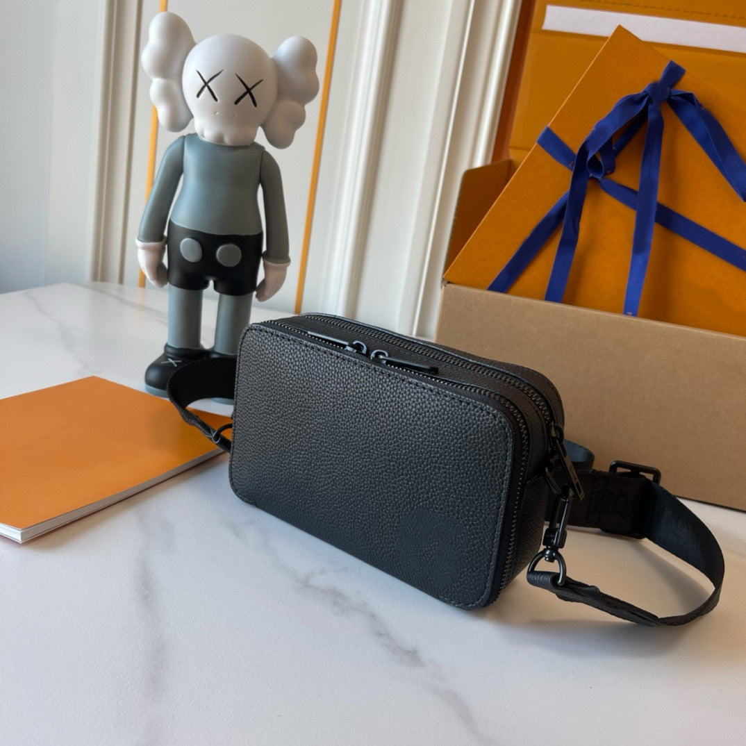 Stylish and Lightweight Crossbody Bag for Women - Perfect for Travel, Shopping & Everyday Use