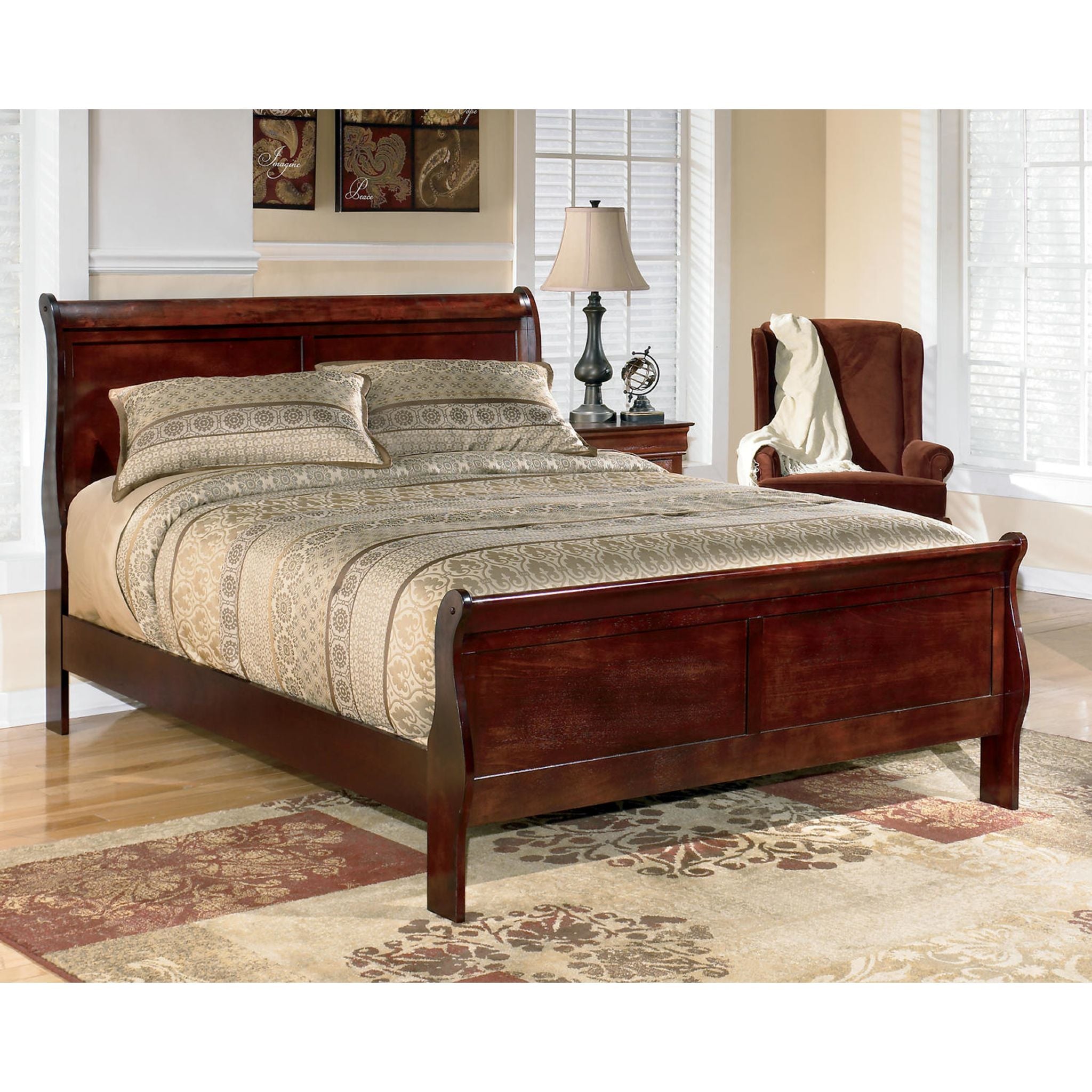 Alisdair Dark Brown Sleigh Bed Frame - Queen Size Wooden Bed with Upholstered Headboard - Perfect for Master Bedroom, Guest Room & Cozy Home Decor