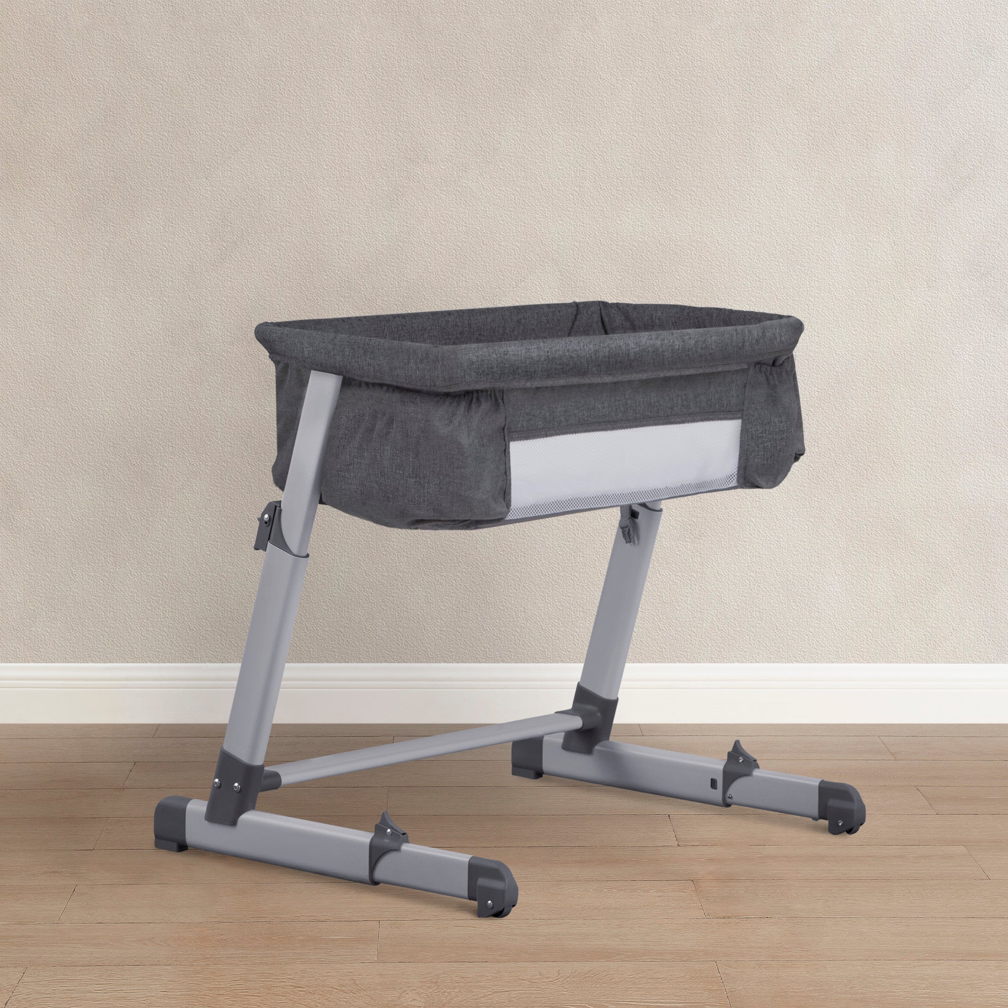 Simmons Kids By the Bed City Sleeper Bassinet - Portable Baby Crib for Newborns & Infants - Perfect for Bedside Sleeping, Nursery & Travel Use