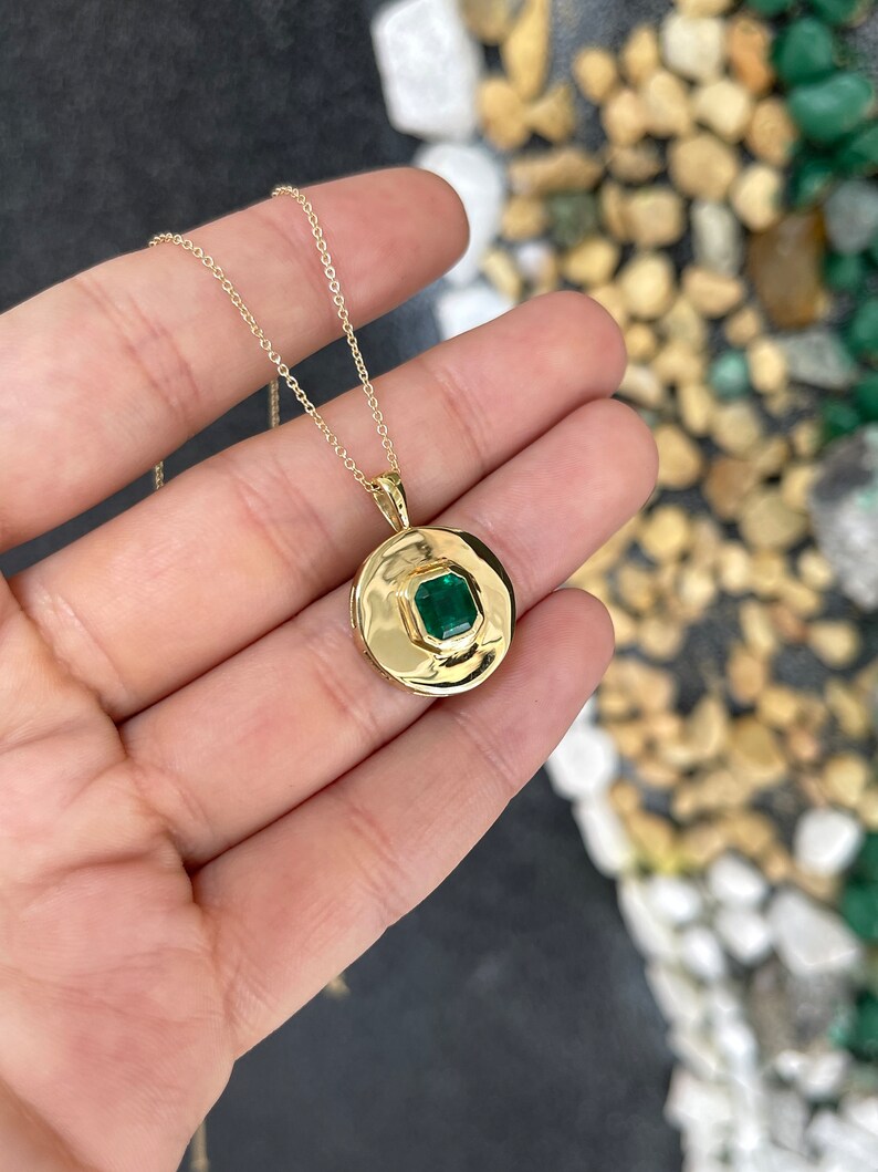 1.83ct 14K Gold Dark Rich Green Solitaire Asscher Cut Emerald Pendant Necklace for Women - Elegant Jewelry Gift for Anniversary, Birthday & Special Occasions