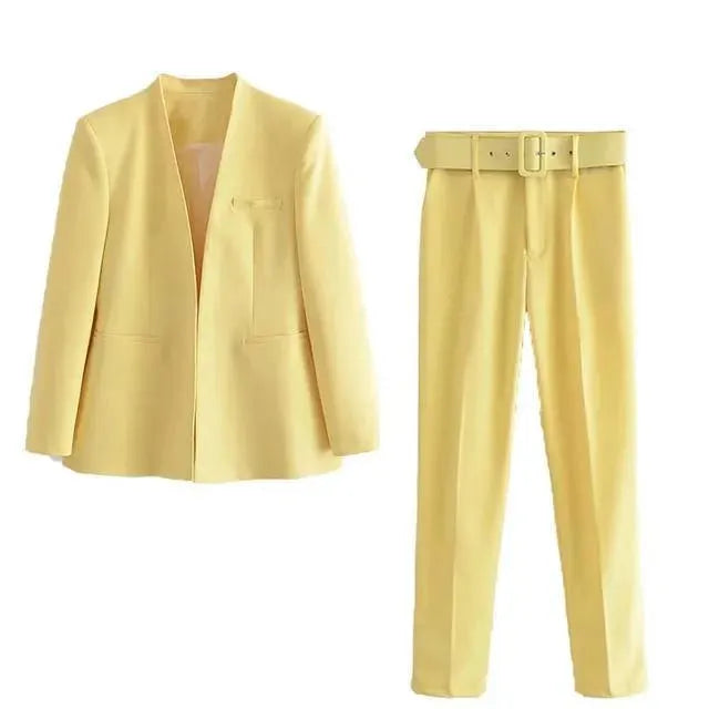 Empowering Women's Pantsuit - Professional Blazer & Pants Set for Office, Business Meetings & Career Success | Plus Size Options Available