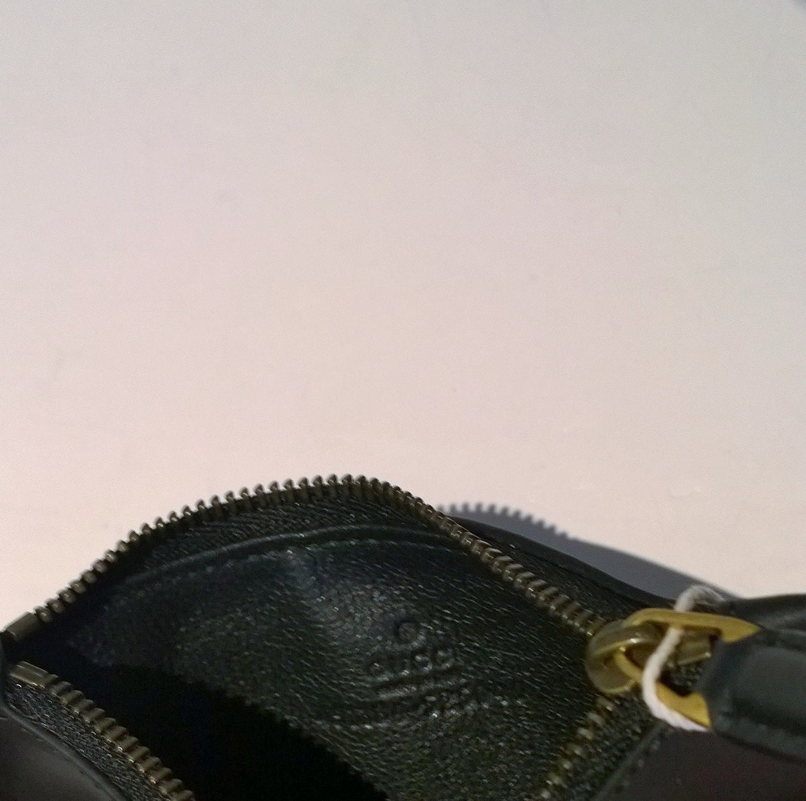 Gucci Amour Black Leather Zipper Card Holder Wallet - Perfect for Everyday Use, Travel & Gift Giving