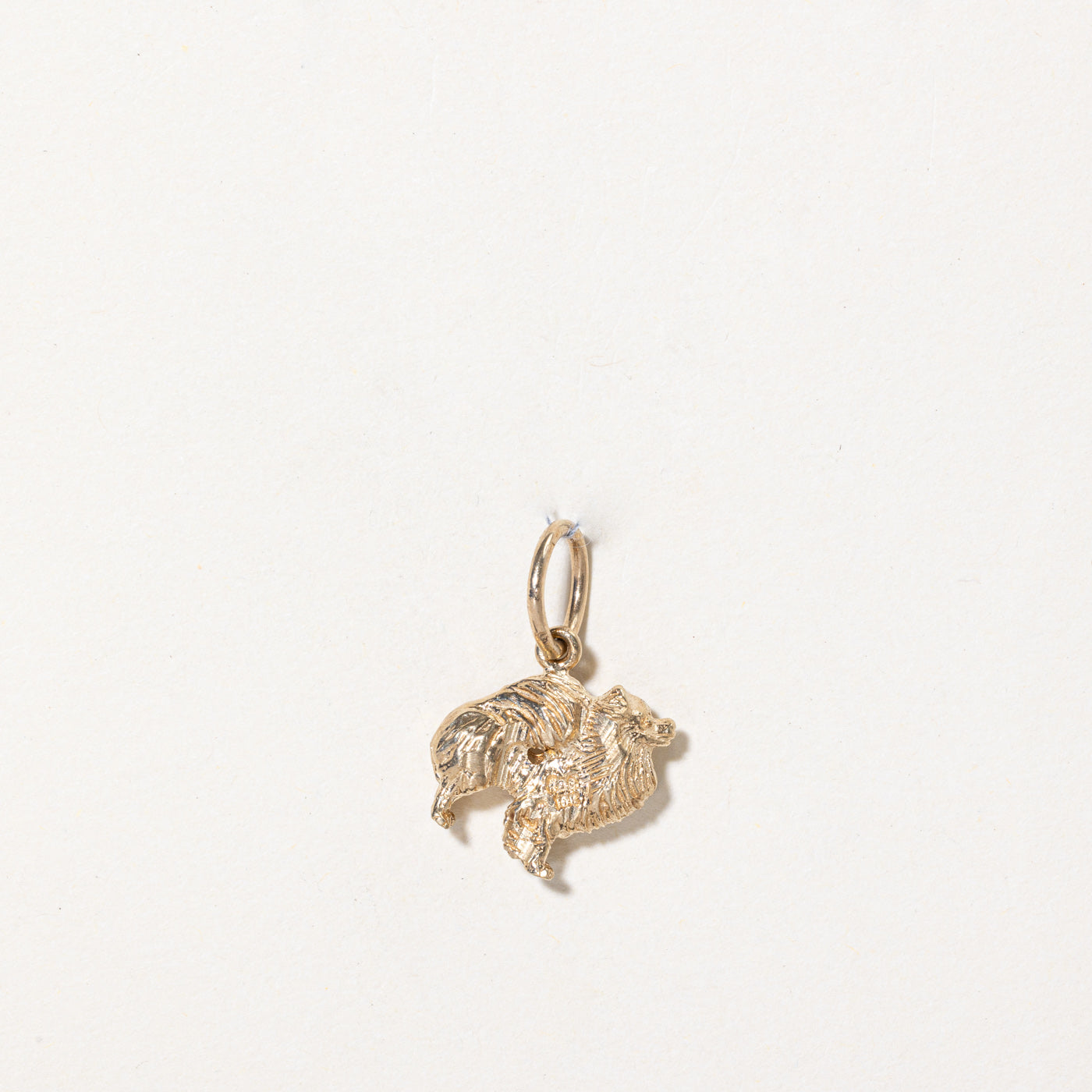 10K Yellow Gold Pomeranian Dog Charm Pendant - Elegant Jewelry Gift for Dog Lovers - Perfect for Necklaces, Bracelets & Special Occasions