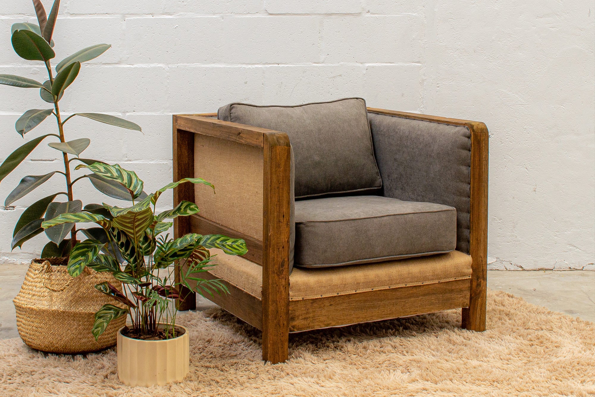 William Single Sofa Chair - Modern Comfort for Living Room, Bedroom & Office - Perfect for Relaxing, Reading & Lounging