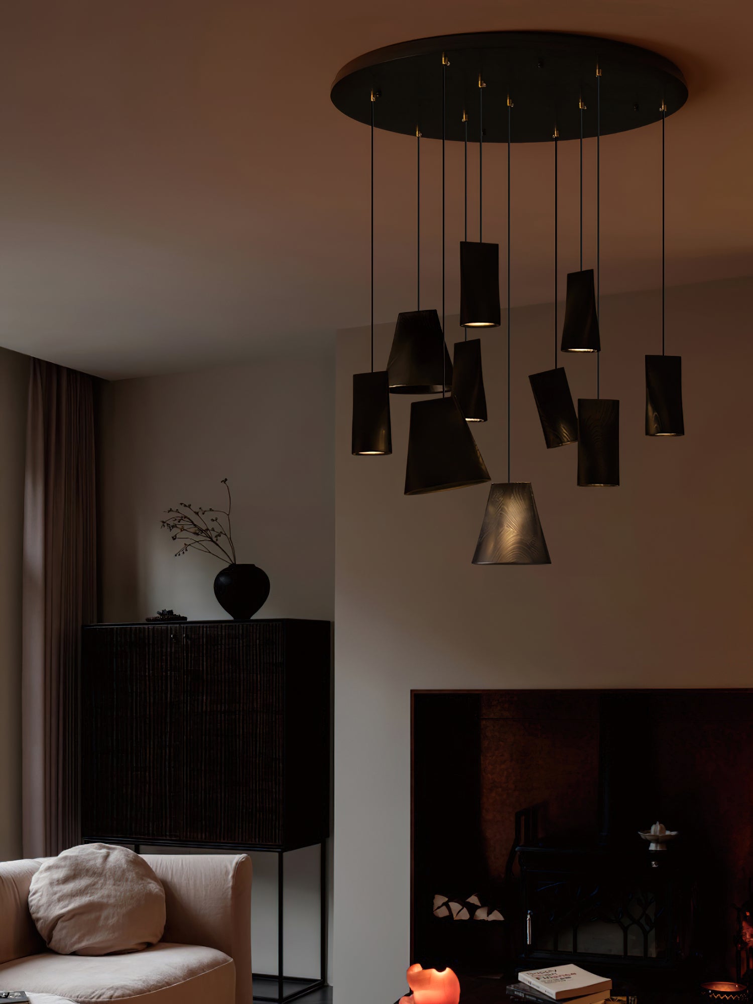 Bellwood Pendant Lamp - Modern Hanging Light Fixture for Kitchen Island, Dining Room & Bedroom - Adjustable Height & Warm White LED Lighting