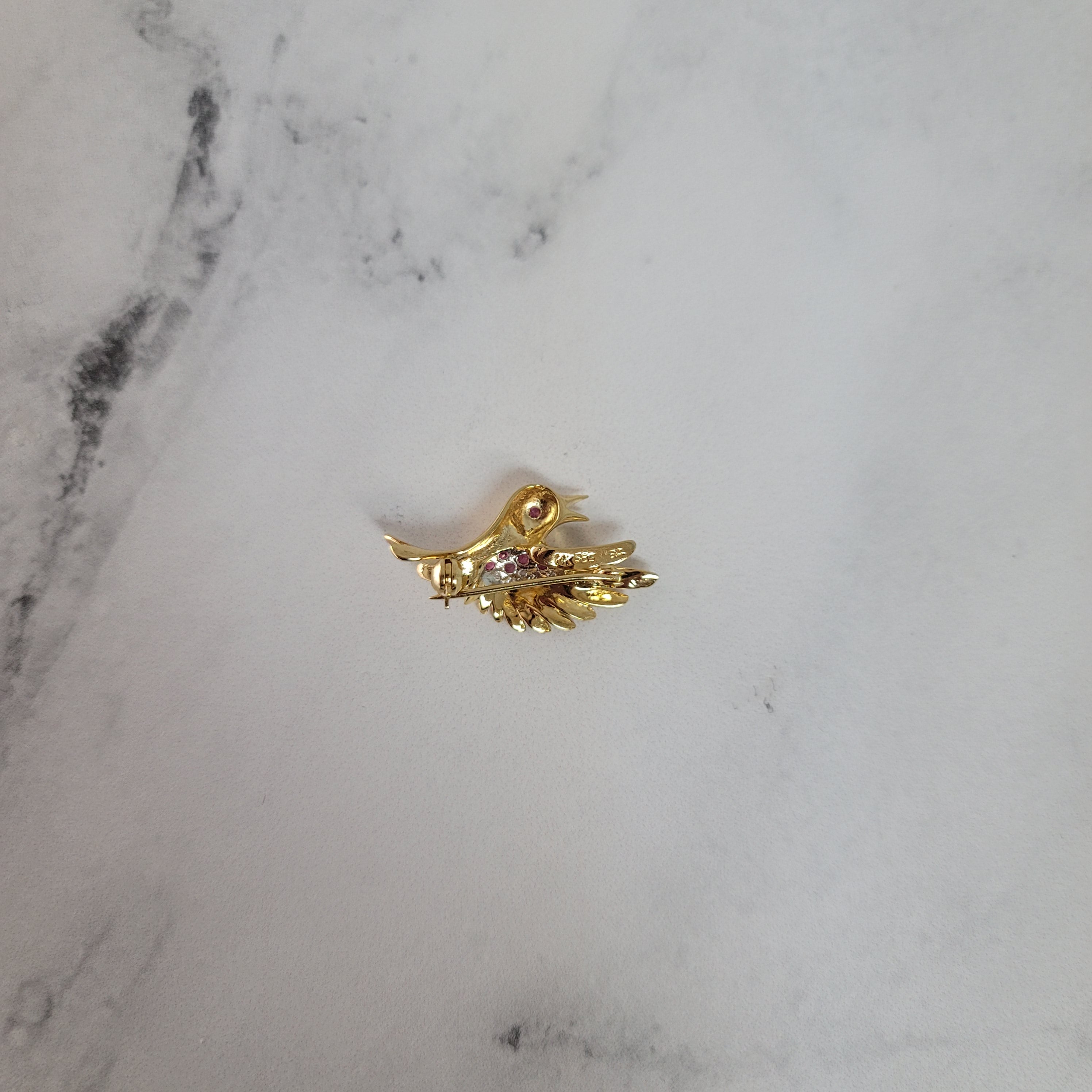 14K Yellow Gold Ruby & Diamond Pave Hummingbird Brooch - 0.25cttw Elegant Jewelry Gift for Women, Perfect for Weddings, Anniversaries & Special Occasions