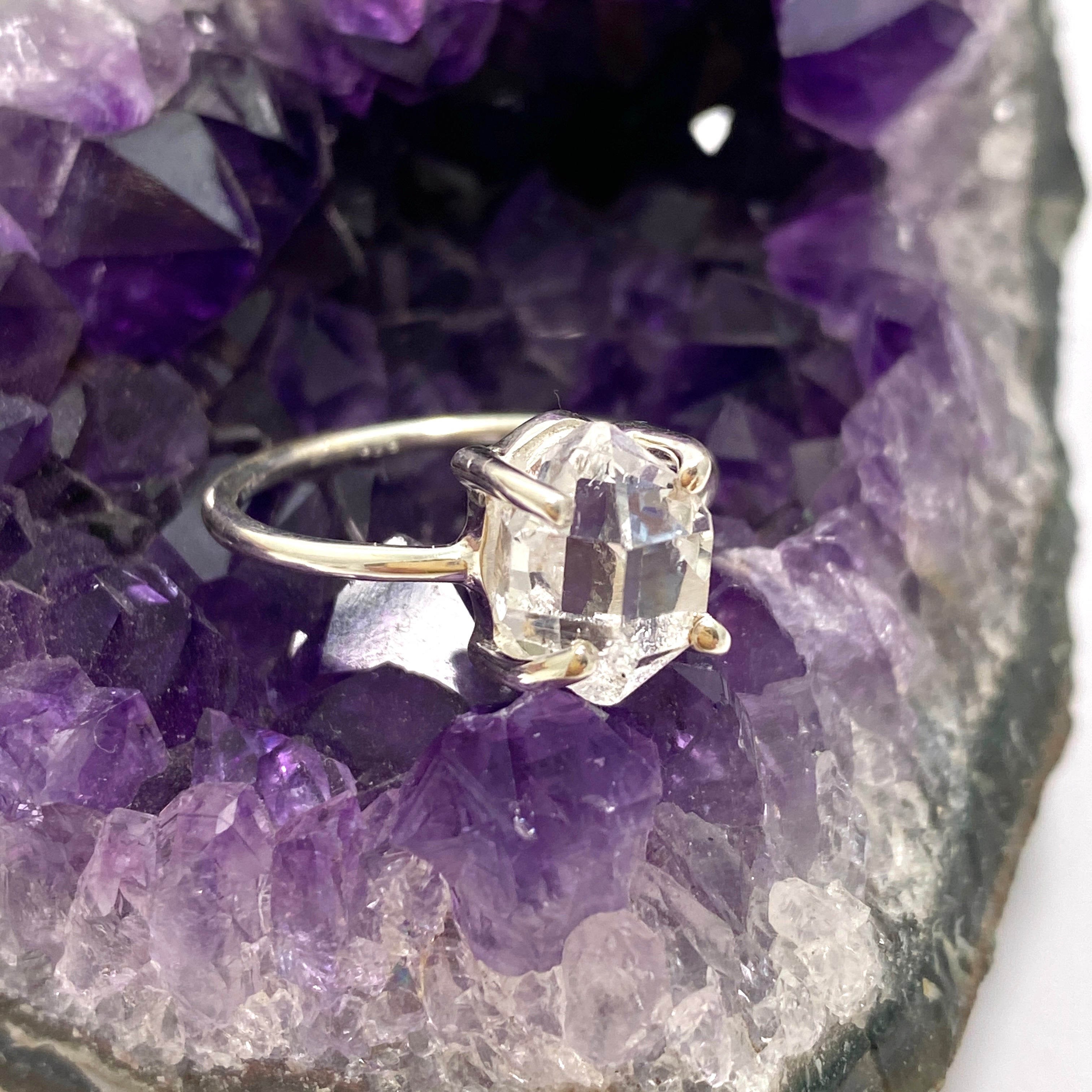 Natural Diamond Quartz Raw Fine Band Ring for Women - Size 7 (PRGJ785) - Perfect for Everyday Wear, Engagement & Anniversary Gifts