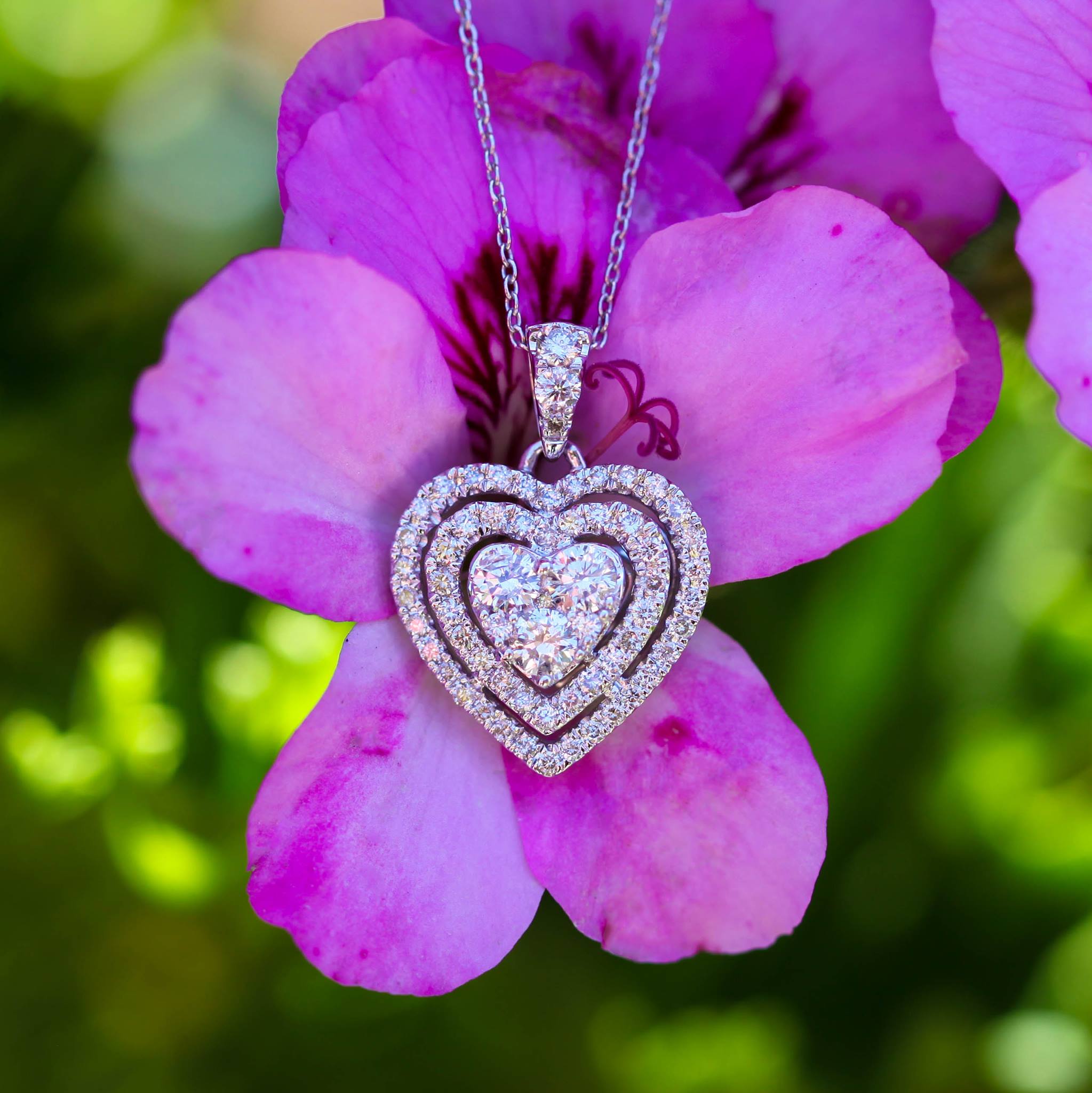 9ct White Gold 1 Carat Diamond Heart Pendant Necklace with 45cm Chain - Elegant Jewelry Gift for Women, Perfect for Valentine's Day, Anniversary & Special Occasions